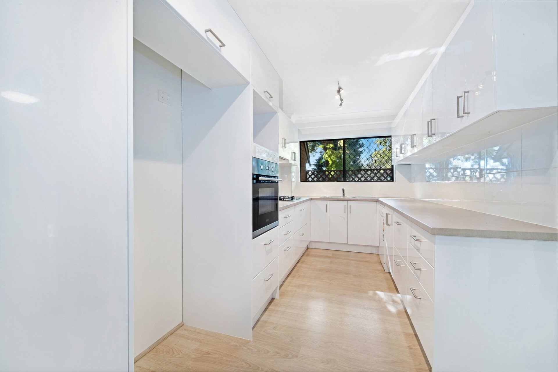 10/346 Pennant Hills Road, Carlingford Sold by Cassidy Real Estate - image 1