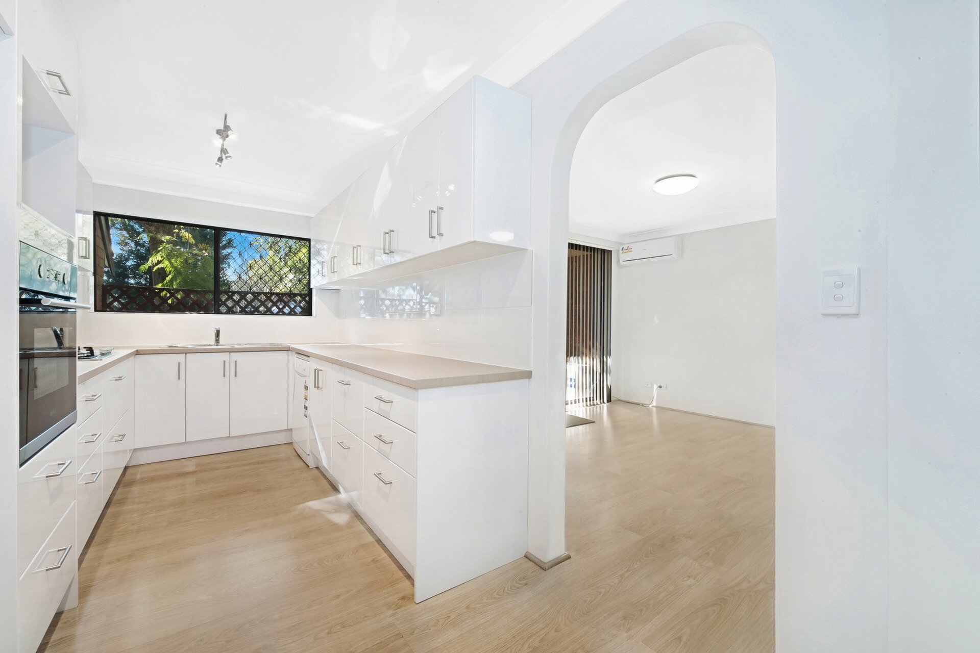 10/346 Pennant Hills Road, Carlingford Sold by Cassidy Real Estate - image 1