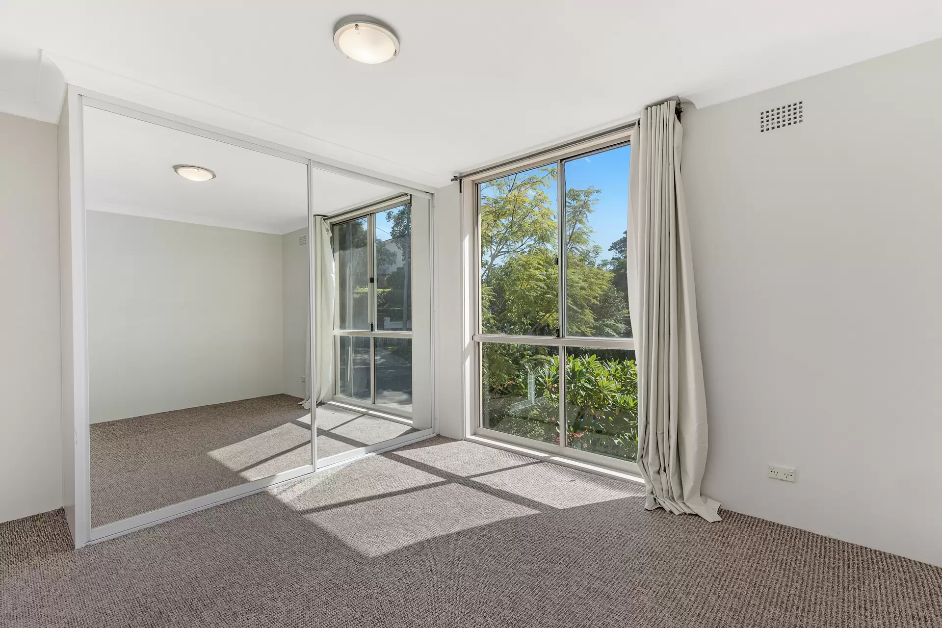 10/19 Dick Street, Henley Leased by Cassidy Real Estate - image 1