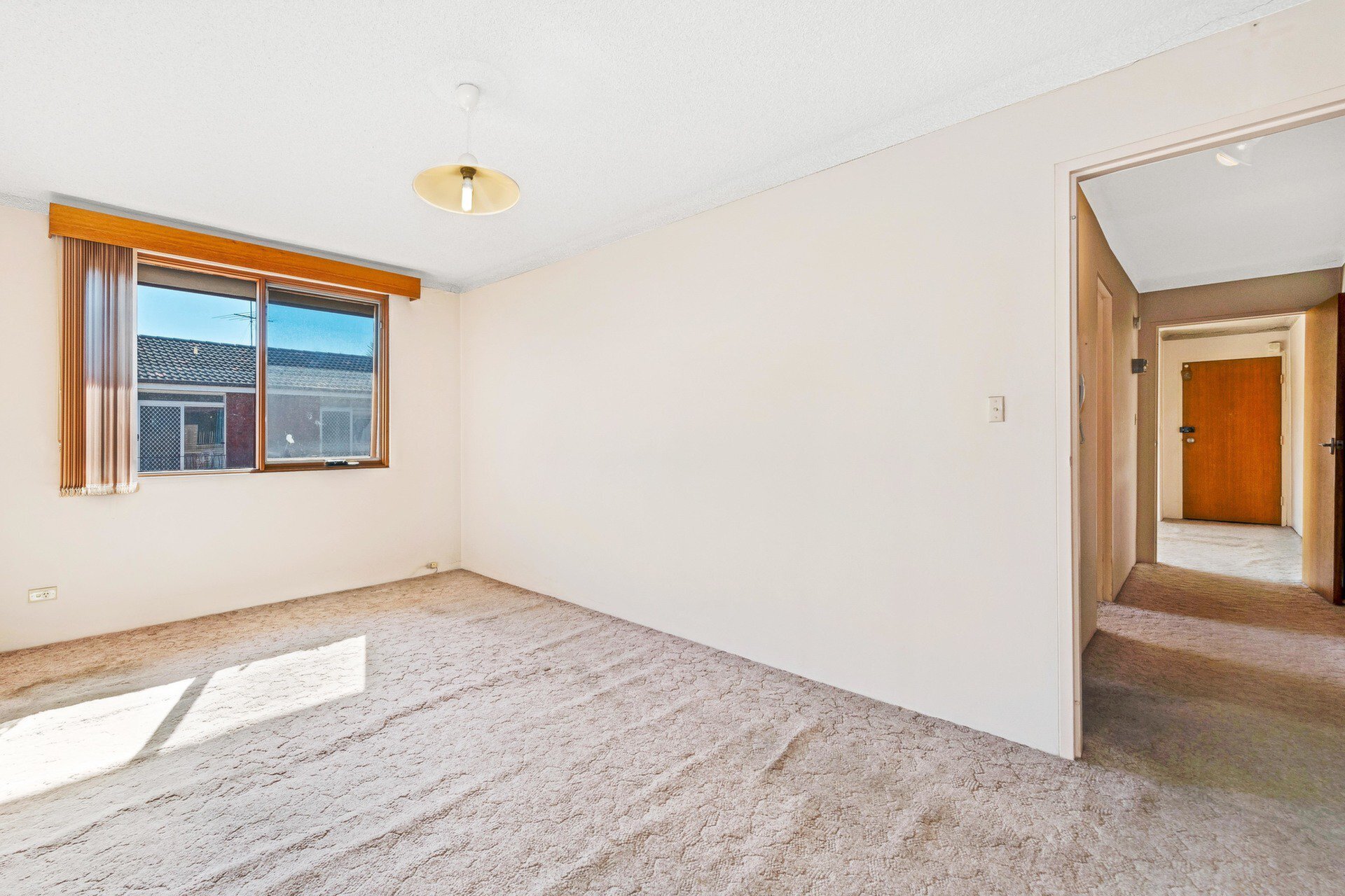 6/9 Bank Street, Meadowbank Sold by Cassidy Real Estate - image 1
