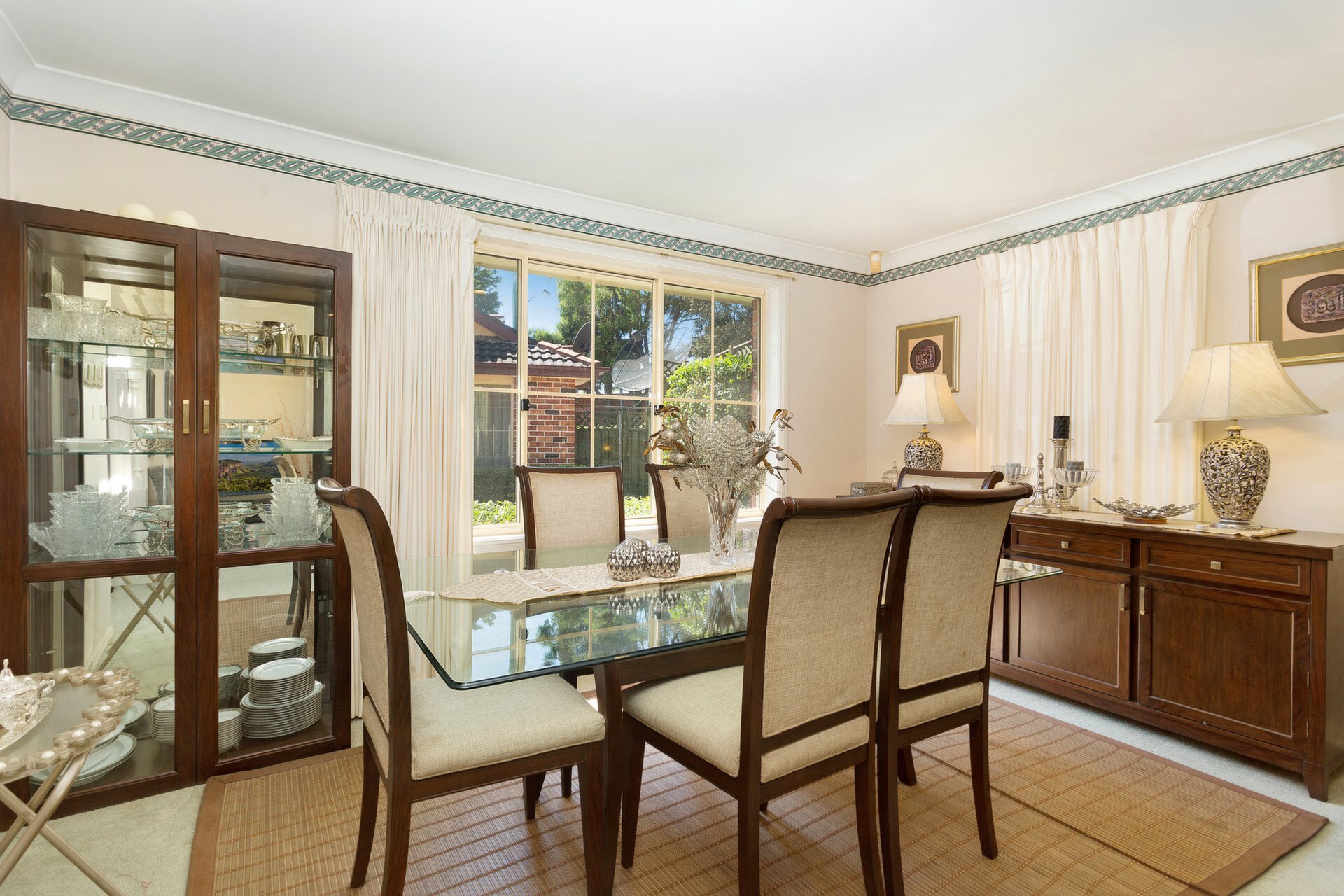 2/123 Oakes Road, Carlingford Sold by Cassidy Real Estate - image 1