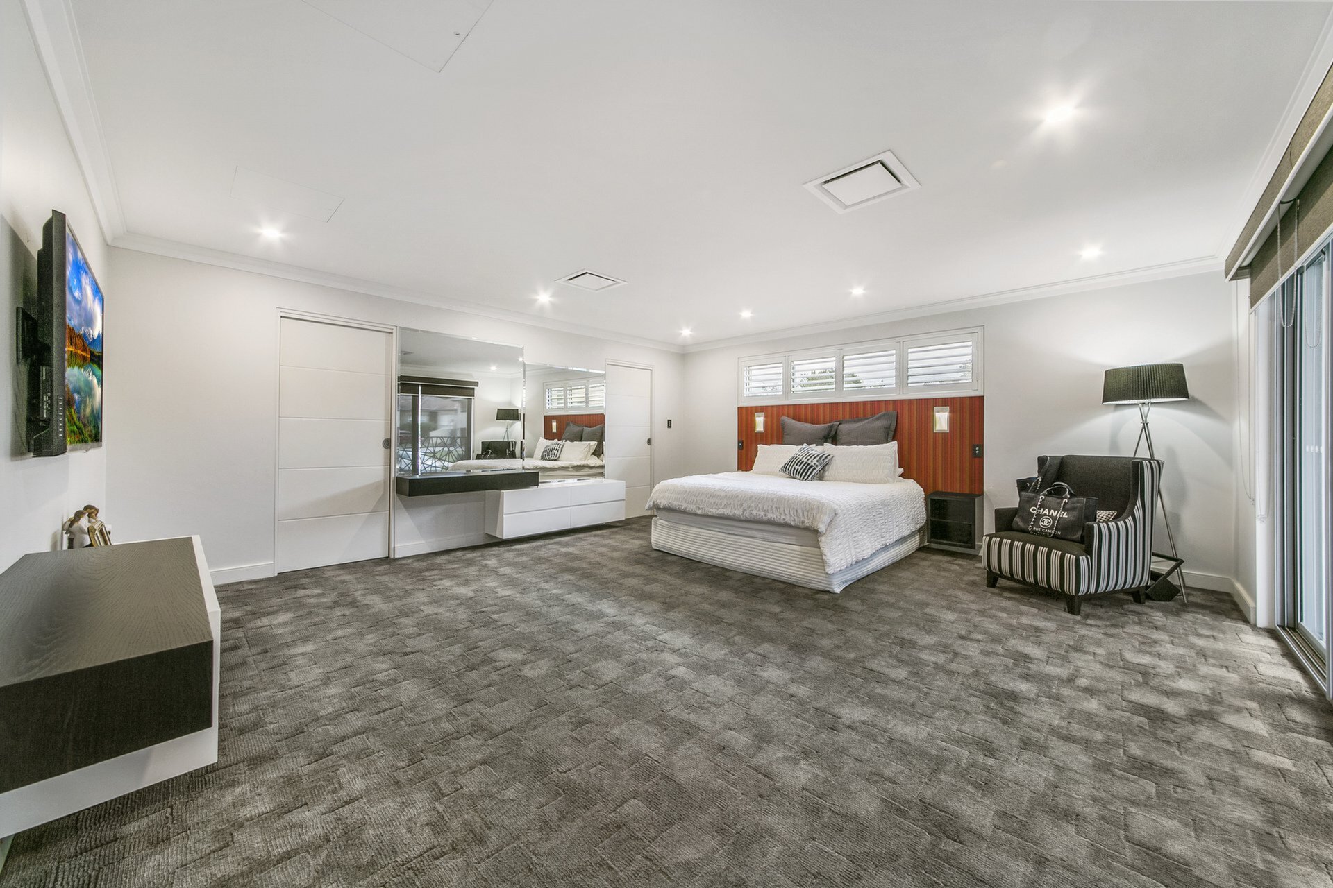 27 Osborne Avenue, Putney Sold by Cassidy Real Estate - image 1