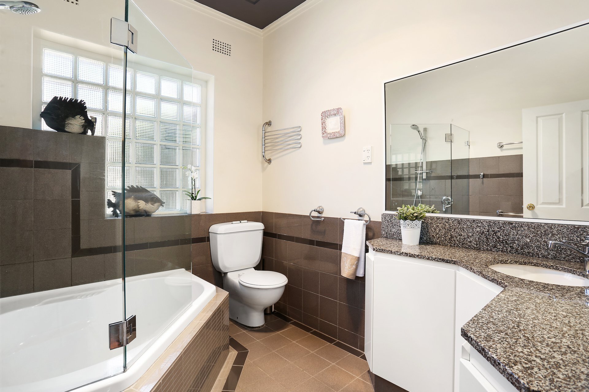 17 Pennant Avenue, Denistone Sold by Cassidy Real Estate - image 1