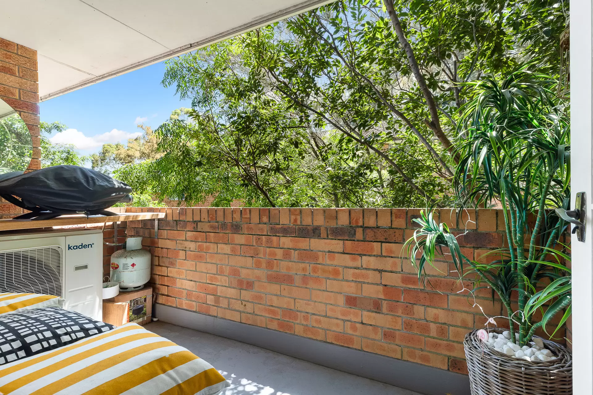 6/36 Khartoum Road, Macquarie Park Leased by Cassidy Real Estate - image 1