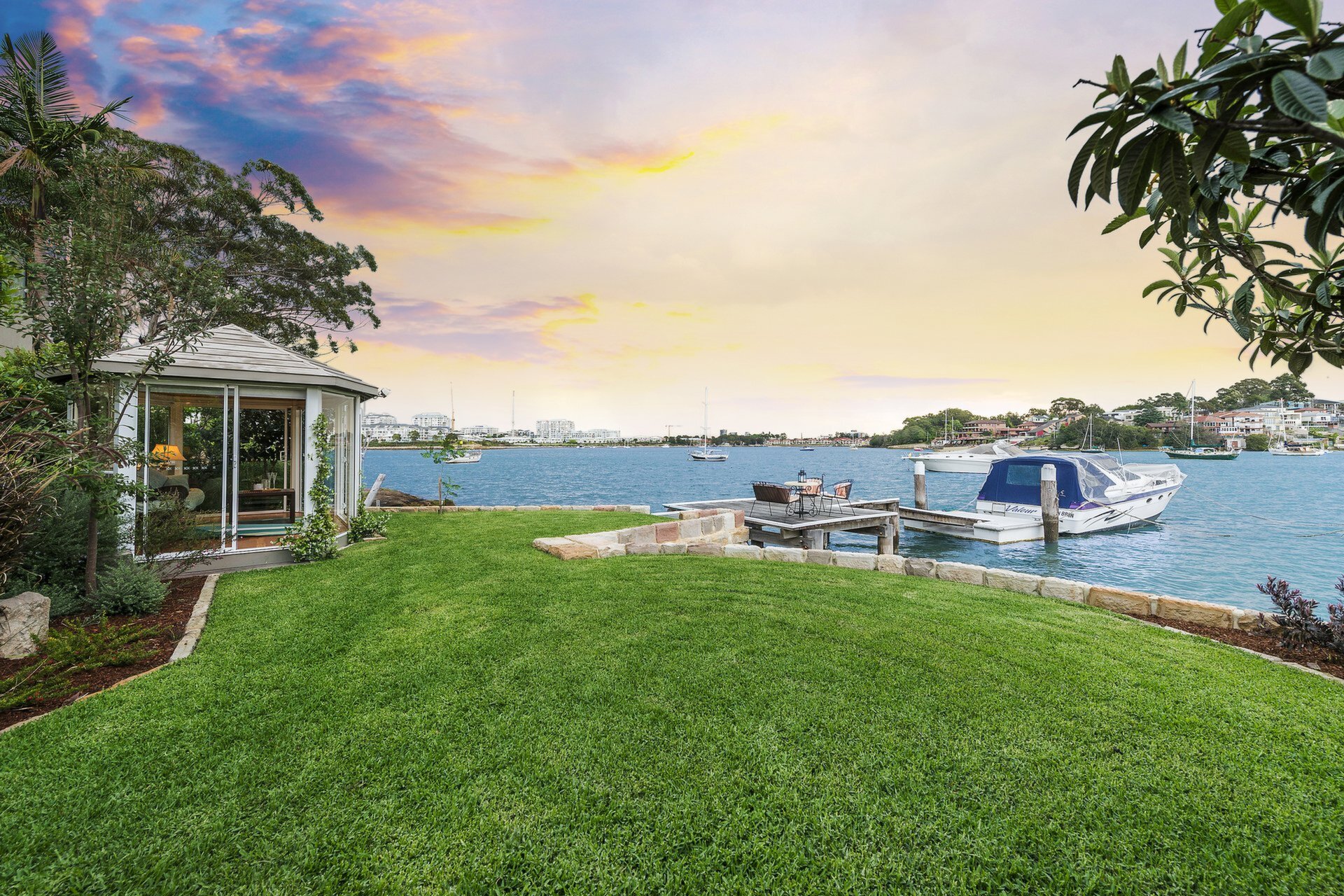 141A Tennyson Road, Tennyson Point Sold by Cassidy Real Estate - image 1