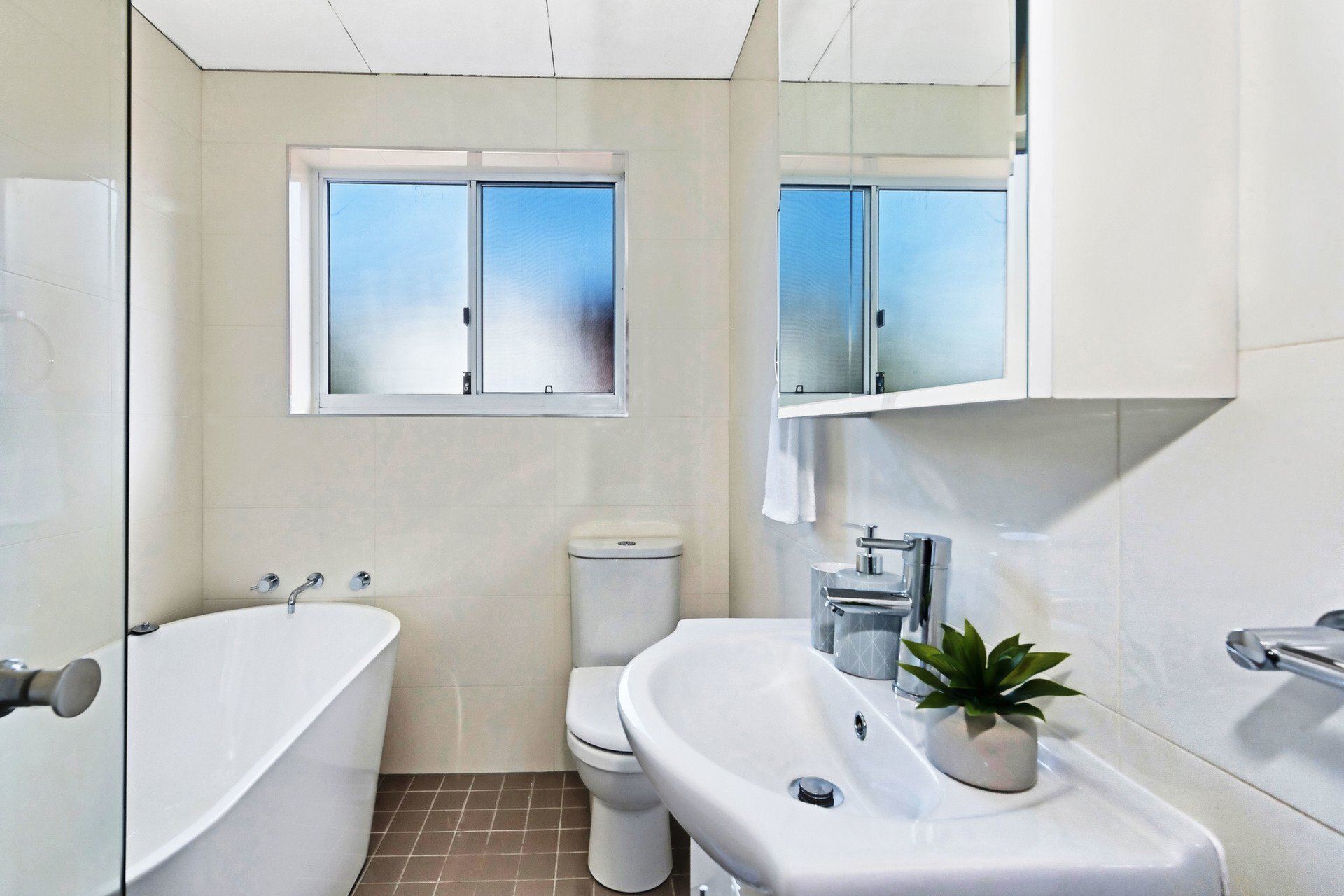 7/27 Wharf Road, Gladesville Sold by Cassidy Real Estate - image 1