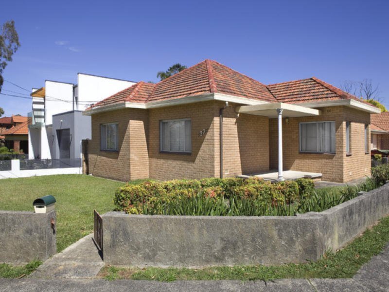 37 Delange Road, Putney Sold by Cassidy Real Estate - image 1