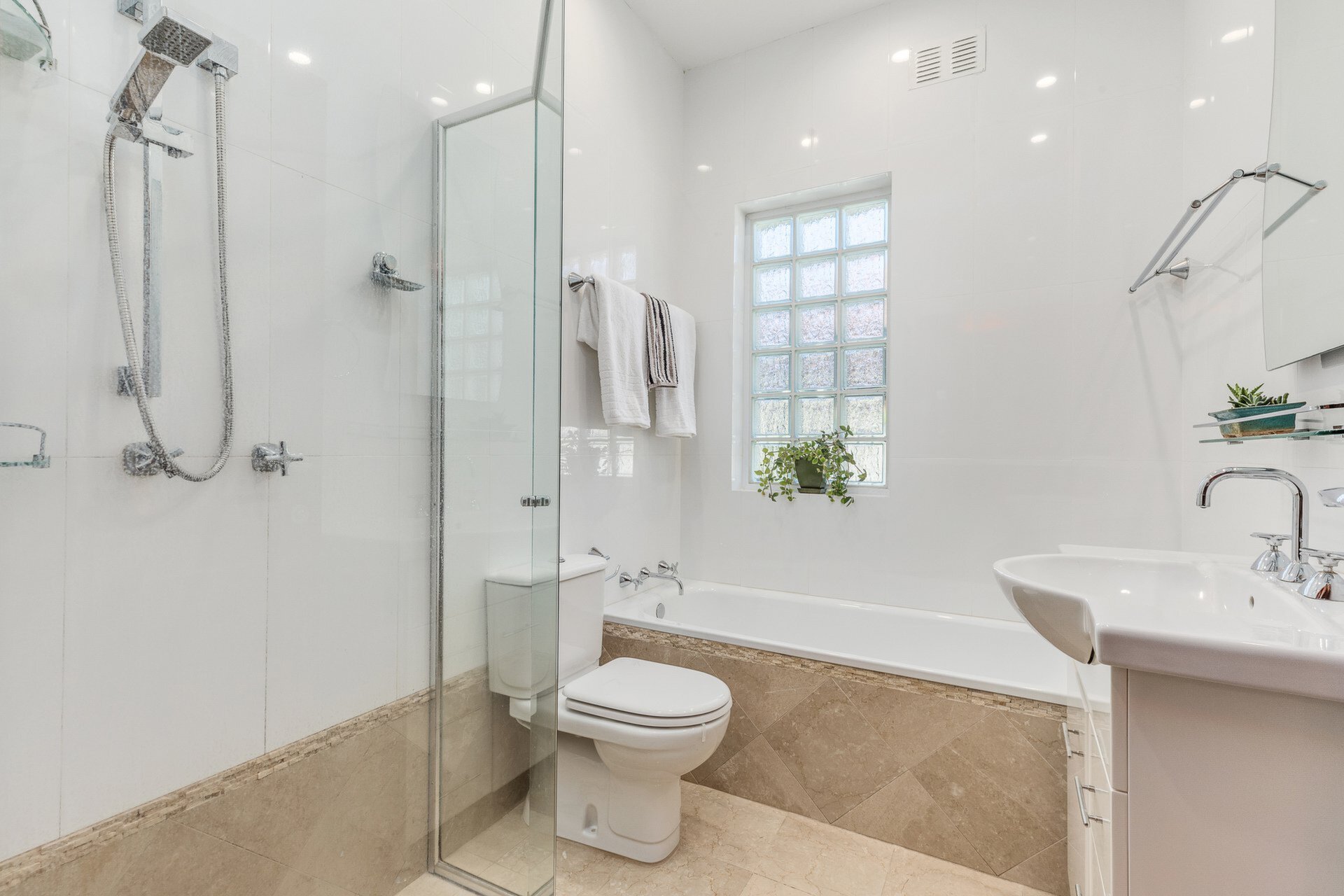 5 Bennett Street, West Ryde Sold by Cassidy Real Estate - image 1
