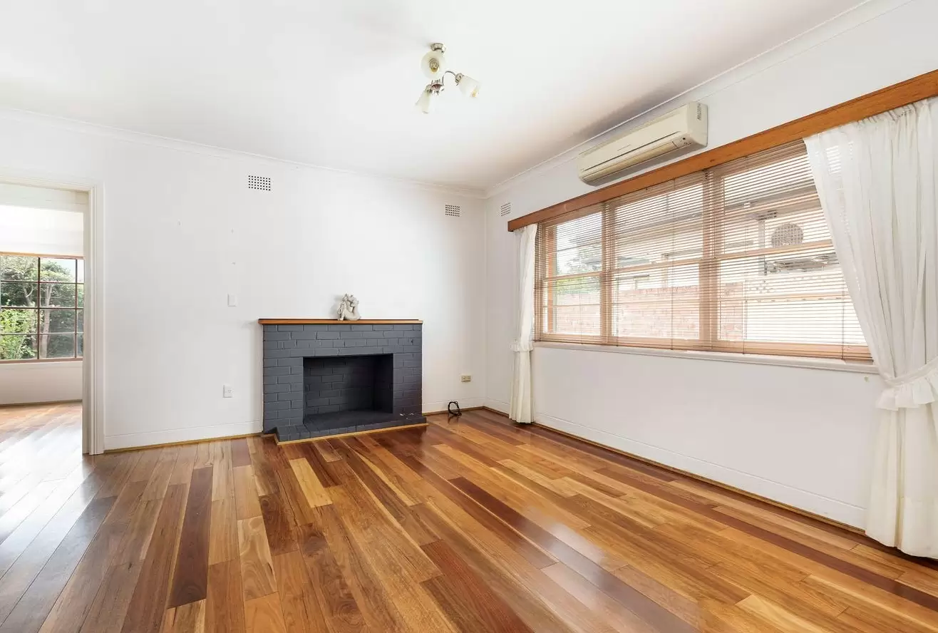 112 High Street, Hunters Hill Leased by Cassidy Real Estate - image 1