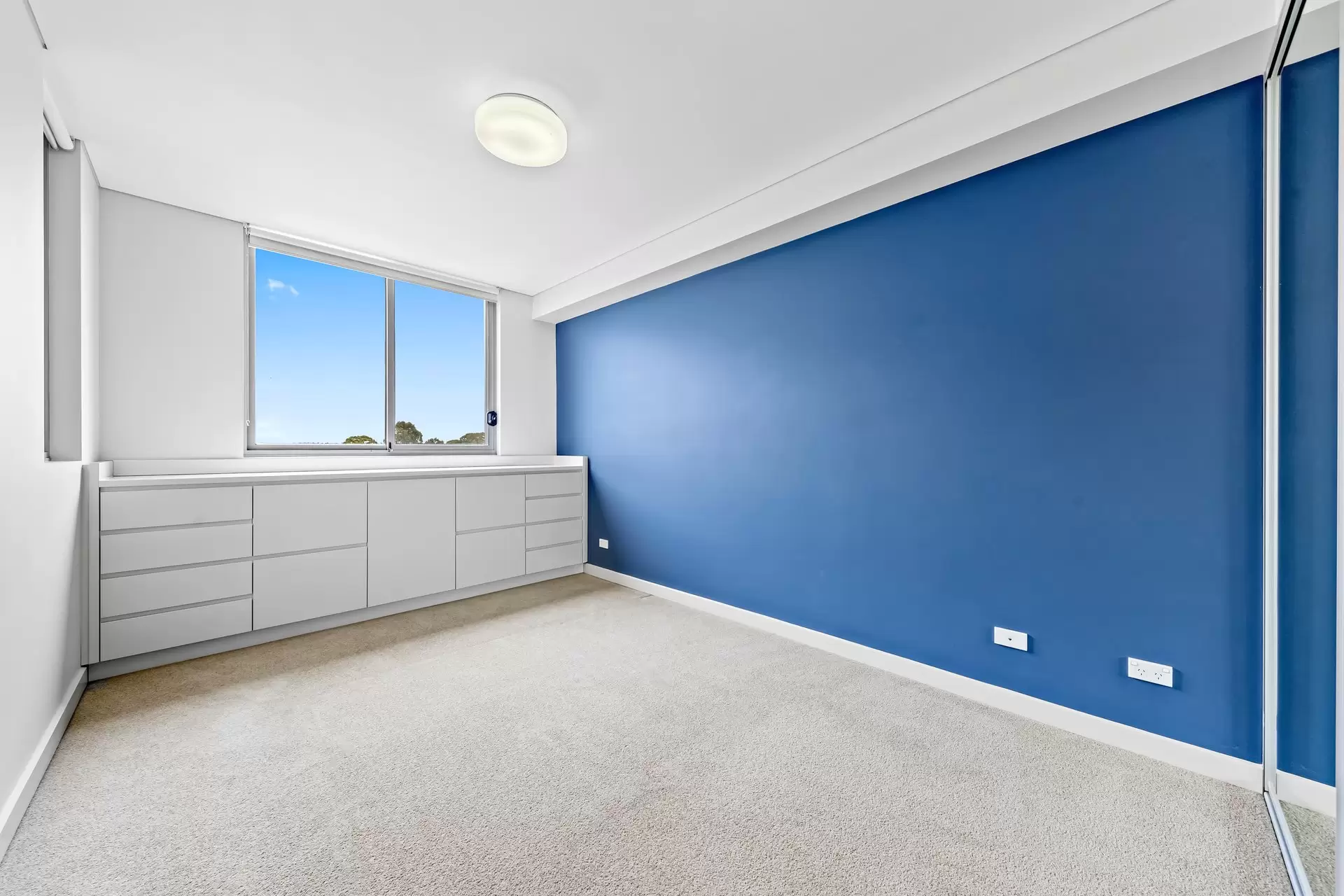 13/1 Monash Road, Gladesville Leased by Cassidy Real Estate - image 1