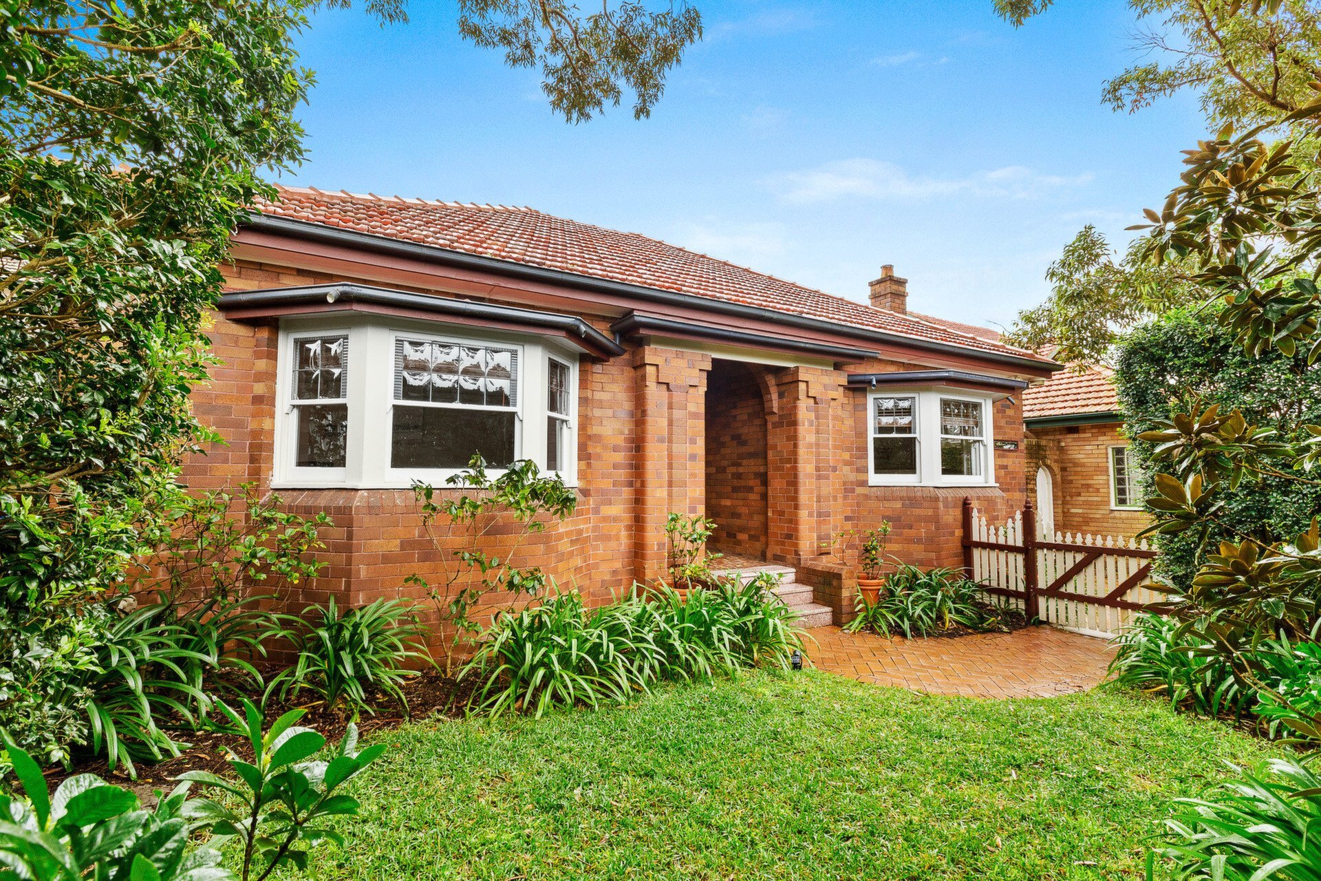 86 Ryde Road, Hunters Hill Sold by Cassidy Real Estate - image 1