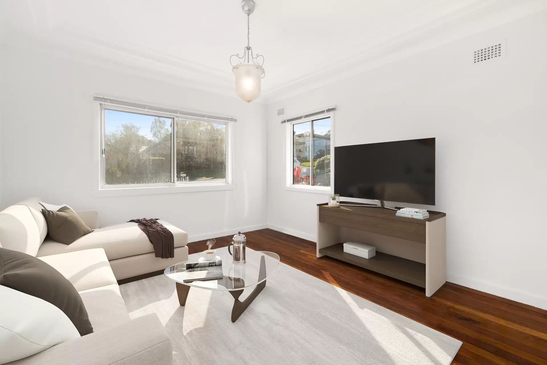 6 Small Street, Putney Sold by Cassidy Real Estate - image 1