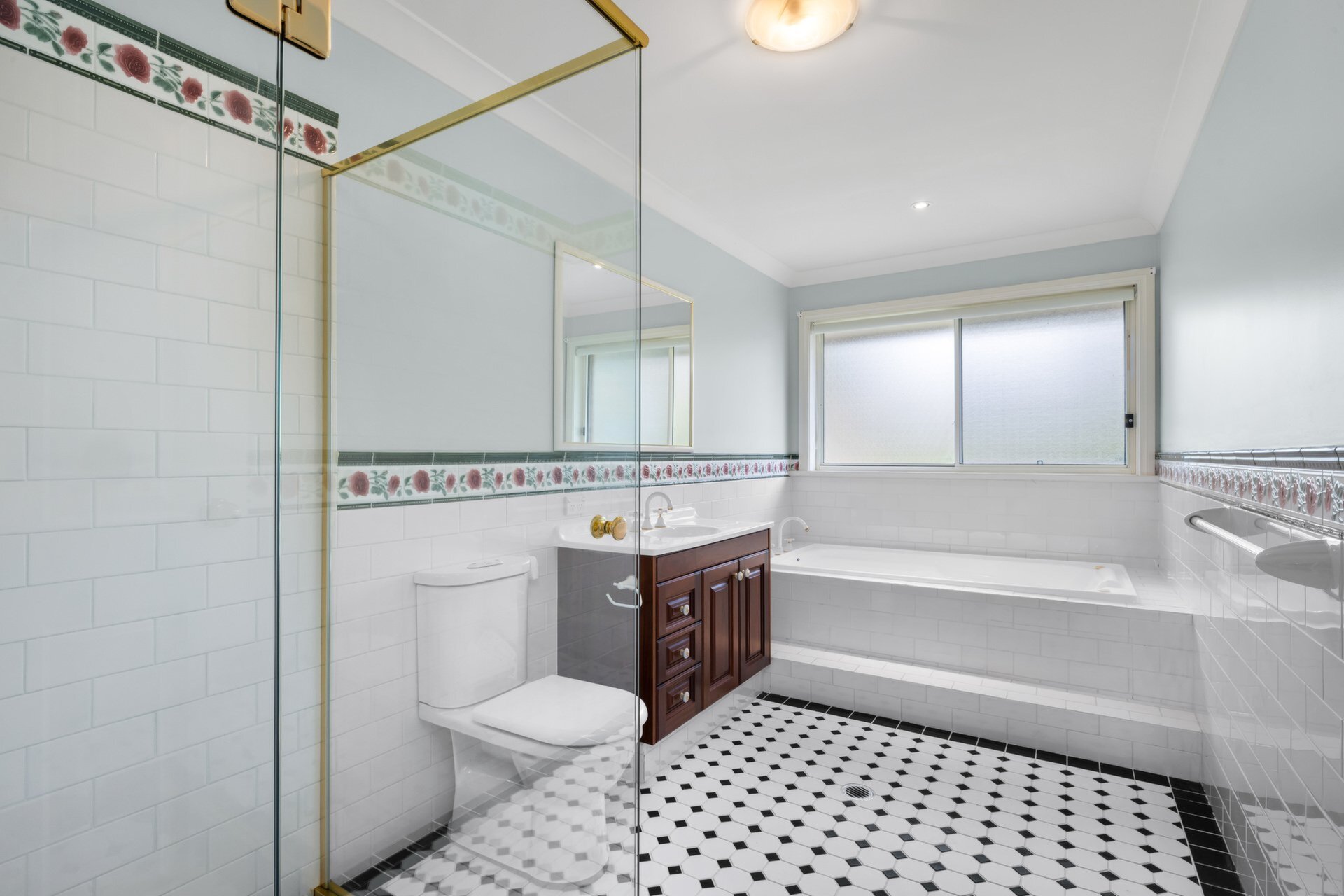12 Bayview Street, Tennyson Point Sold by Cassidy Real Estate - image 1
