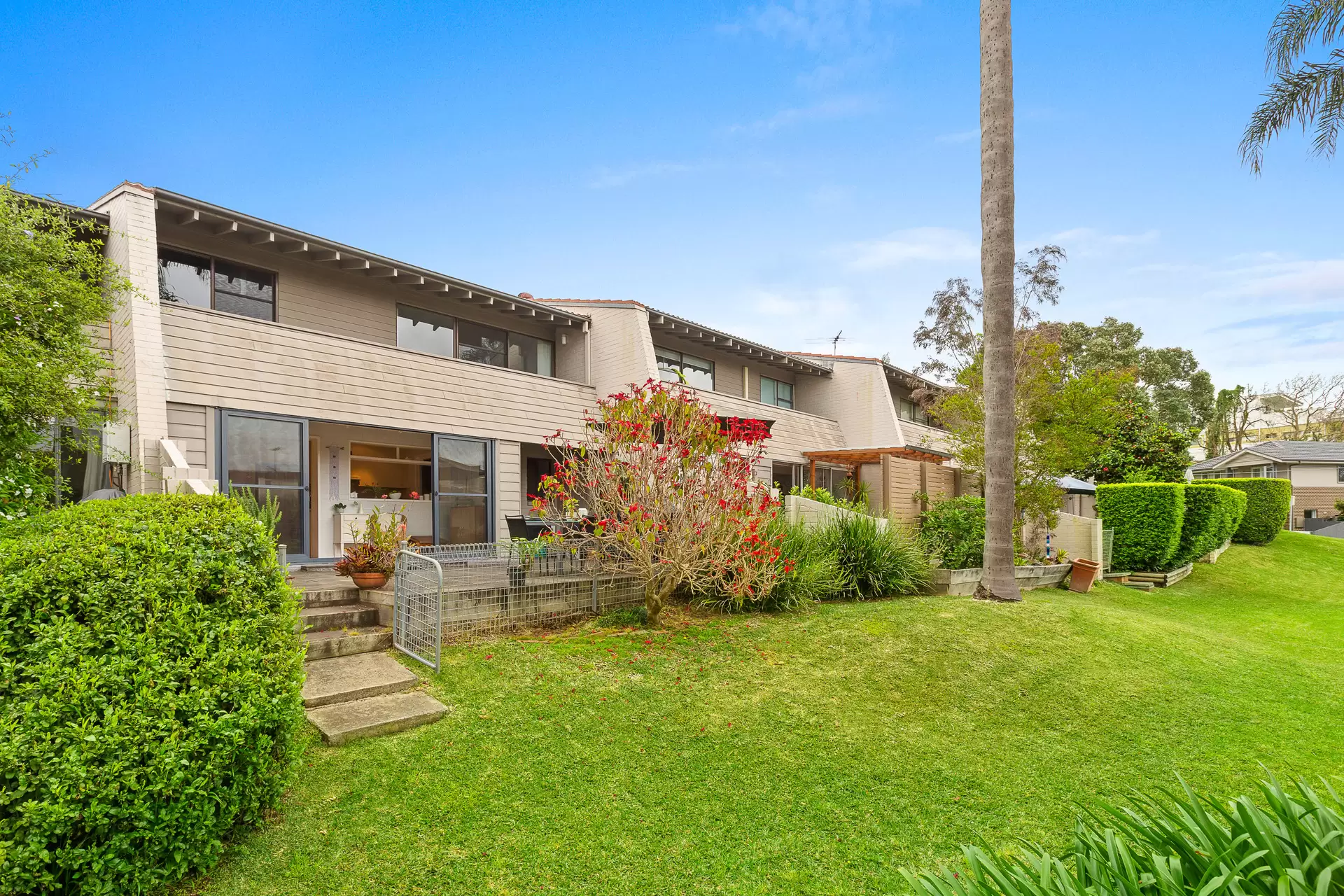 18/10 Batemans Road, Gladesville Sold by Cassidy Real Estate - image 1