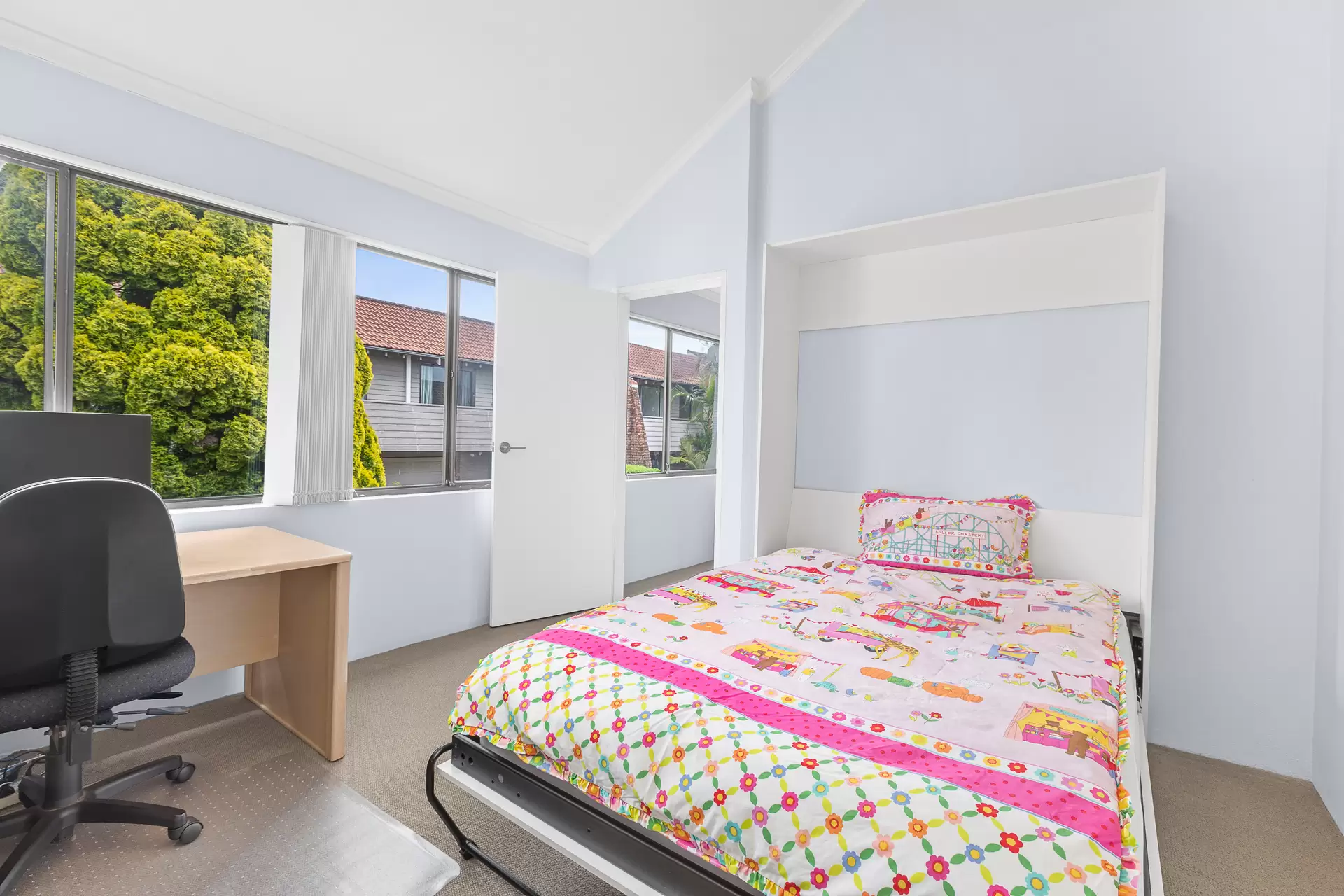 18/10 Batemans Road, Gladesville Sold by Cassidy Real Estate - image 1