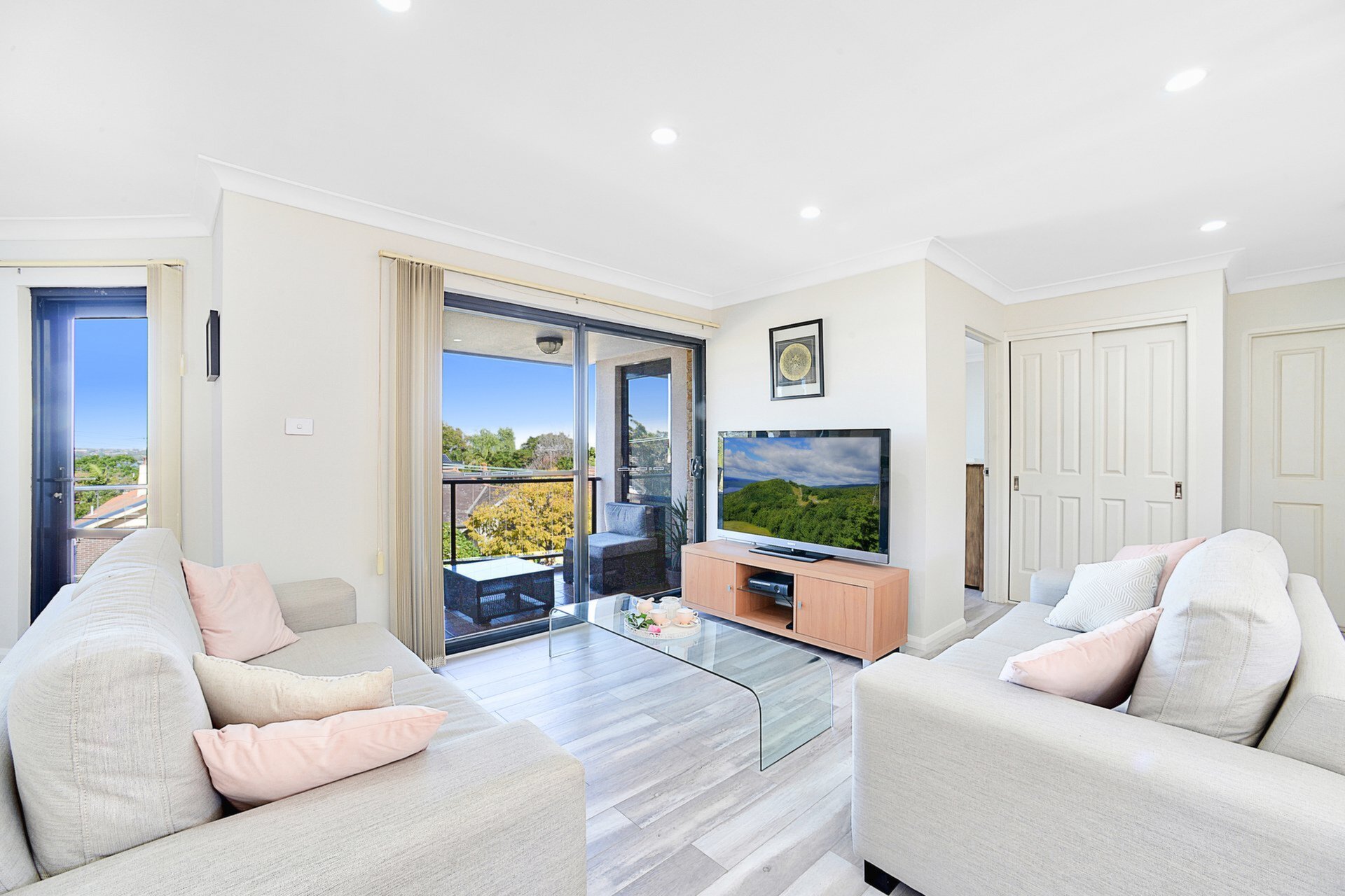 4/35 Ashburn Place, Gladesville Sold by Cassidy Real Estate - image 1