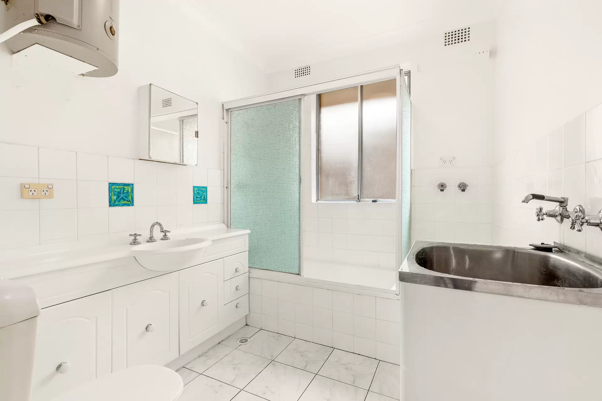9/2-4 Lane Cove Road, Ryde Sold by Cassidy Real Estate - image 1