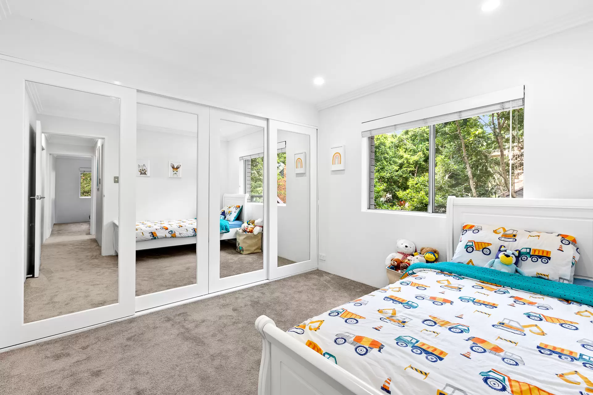 2/19 Ashburn Place, Gladesville Sold by Cassidy Real Estate - image 1