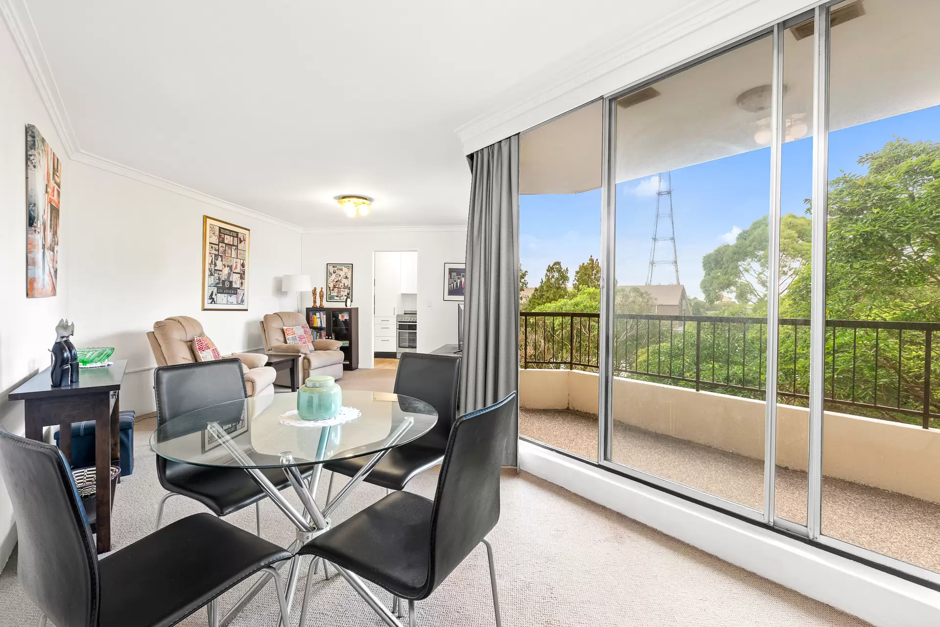 6B/8-12 Sutherland Road, Chatswood Sold by Cassidy Real Estate - image 1