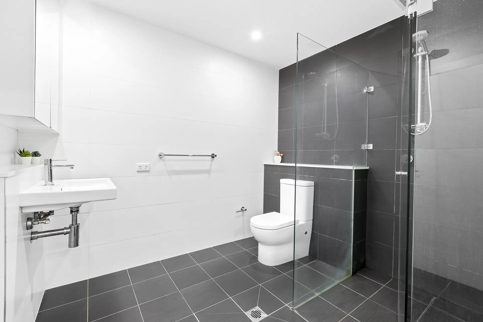 303/118 Old Canterbury Road, Lewisham Sold by Cassidy Real Estate - image 1