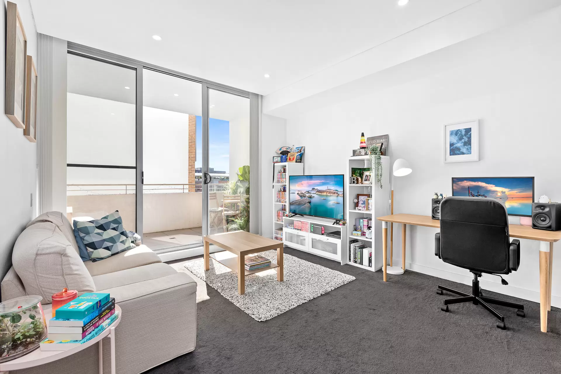 303/118 Old Canterbury Road, Lewisham Sold by Cassidy Real Estate - image 1