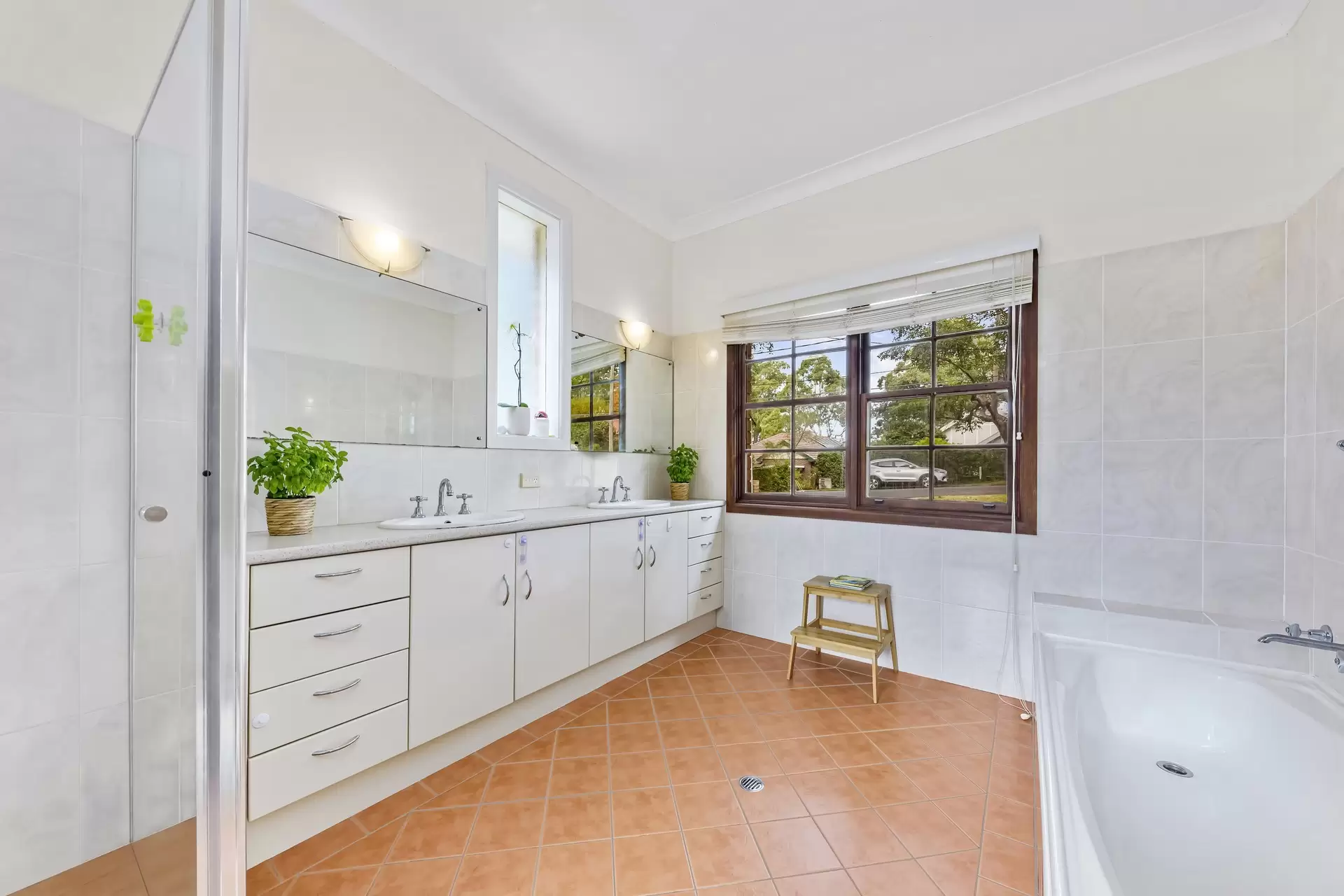 54 Eastwood Avenue, Eastwood Sold by Cassidy Real Estate - image 1