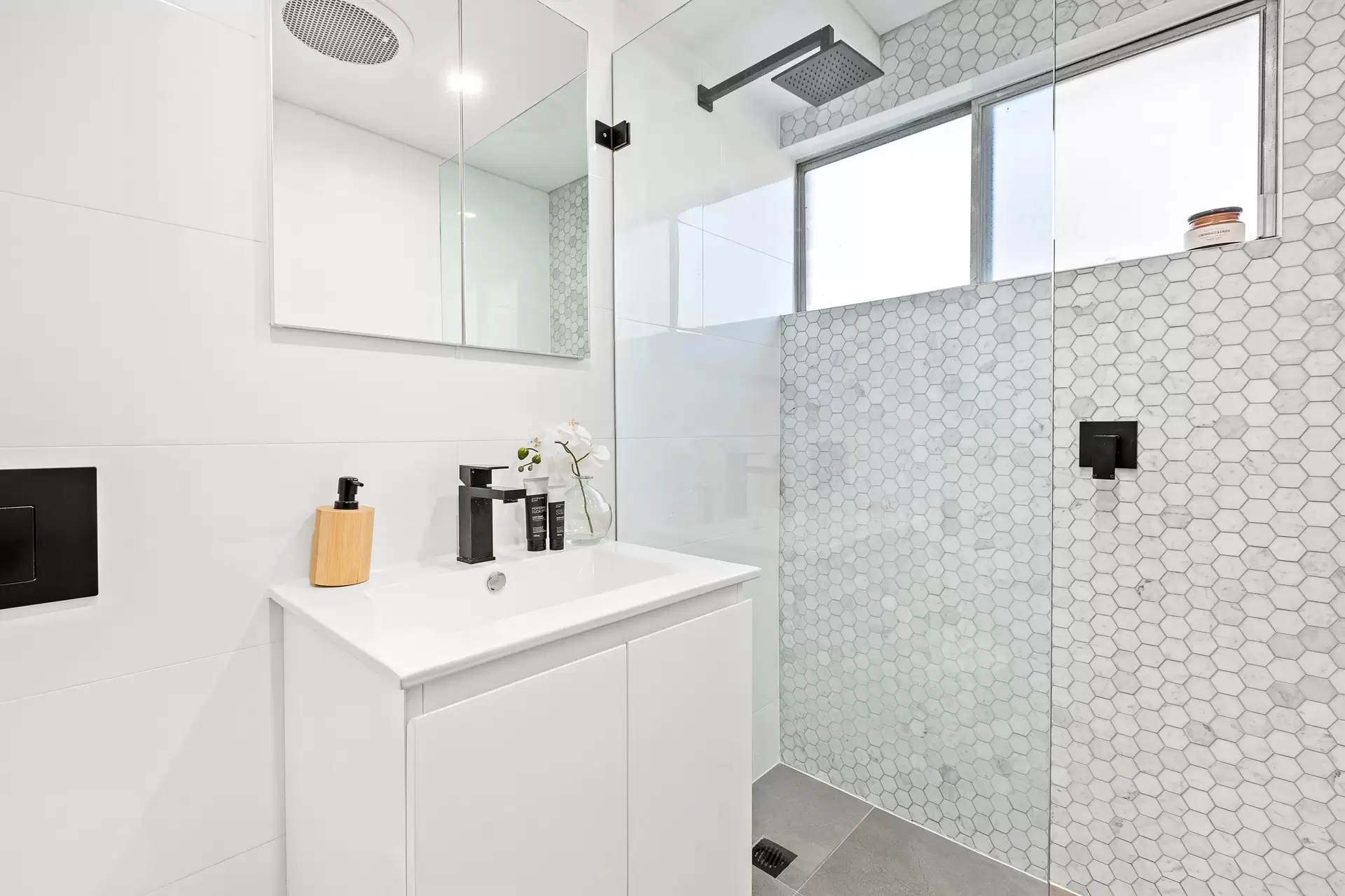 12/10-12 Blair Street, Gladesville Sold by Cassidy Real Estate - image 1