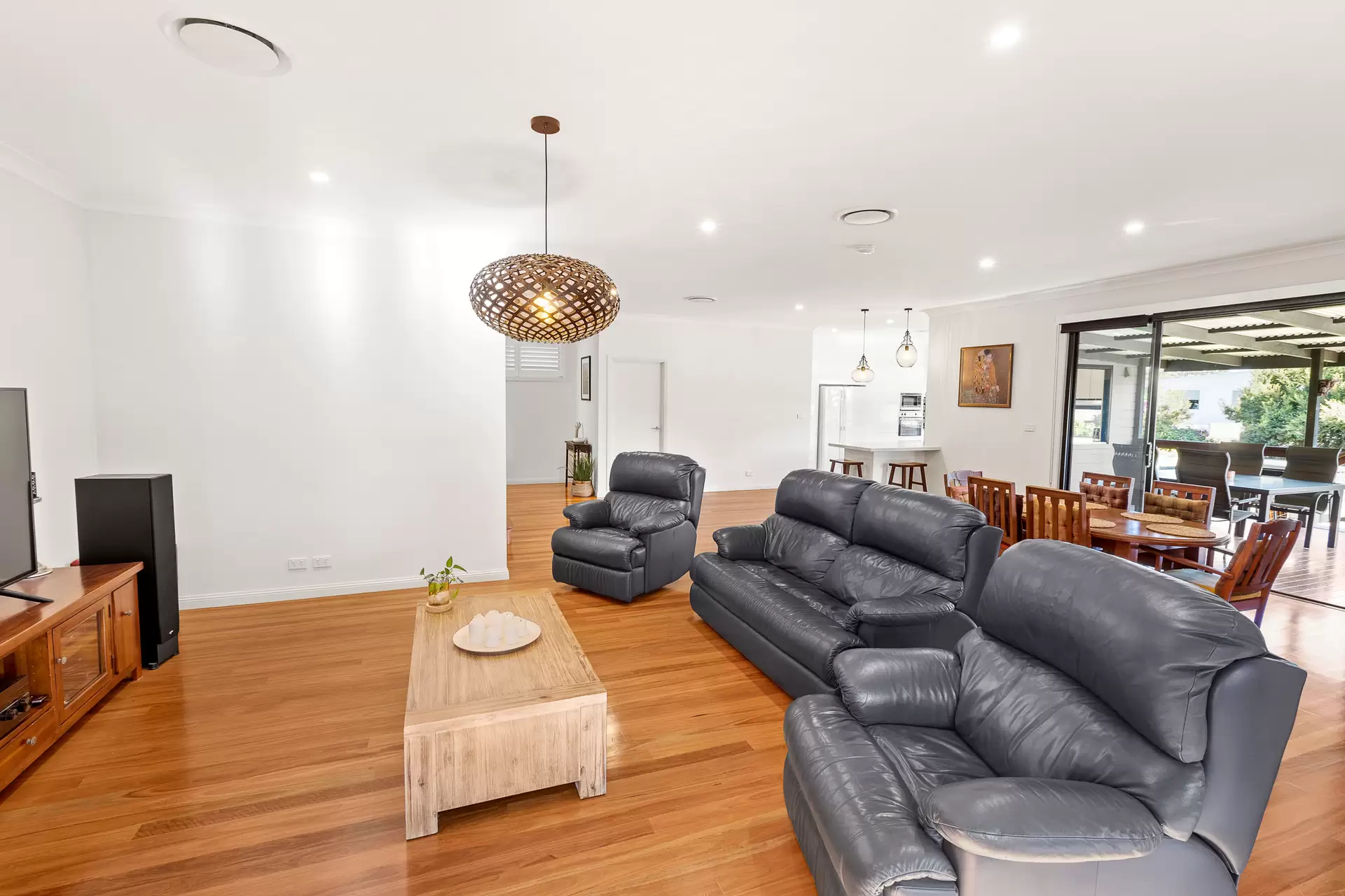 7 Rope Street, Dundas Valley Sold by Cassidy Real Estate - image 1
