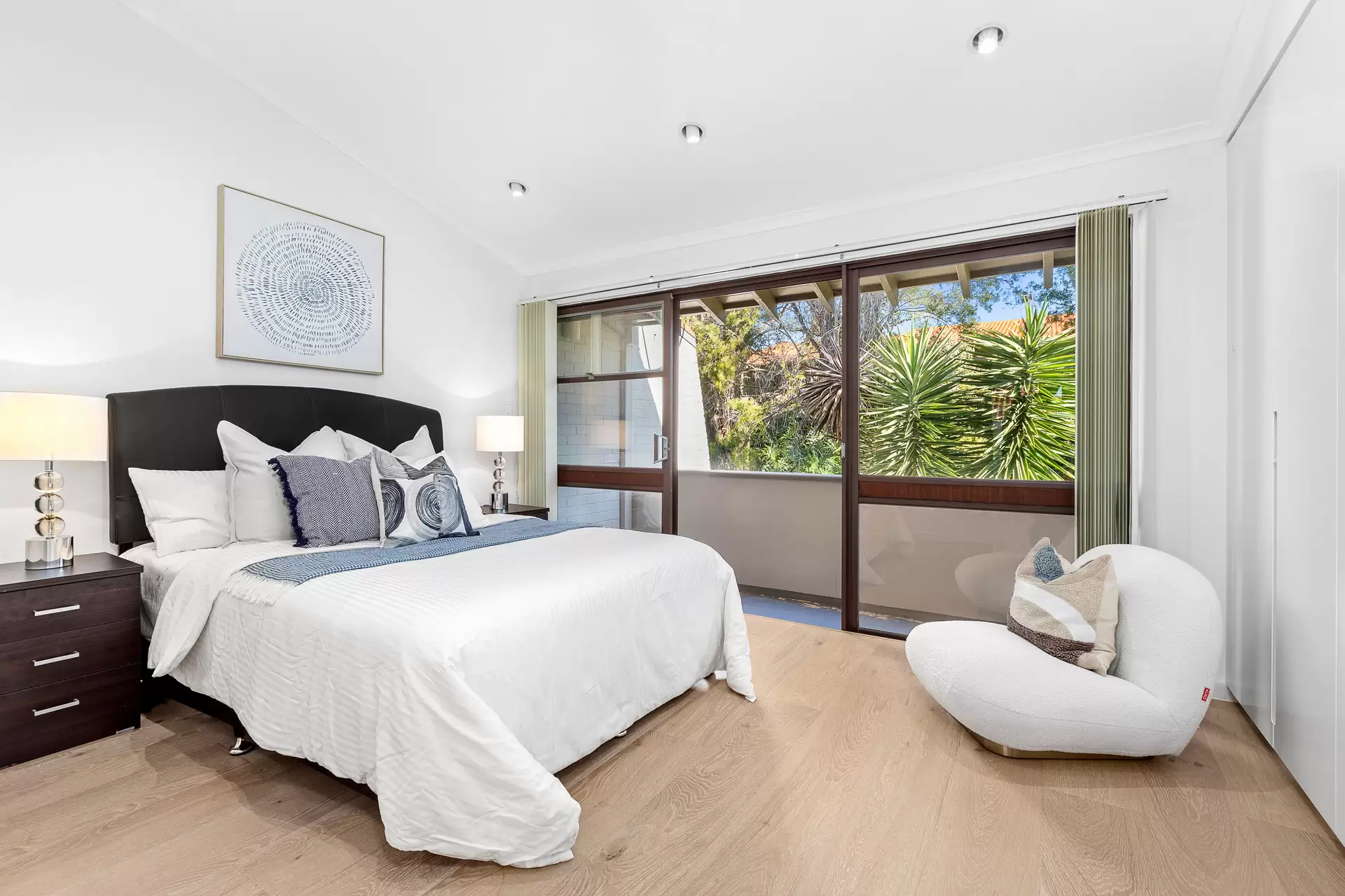 27/10-16 Batemans Road, Gladesville Sold by Cassidy Real Estate - image 1