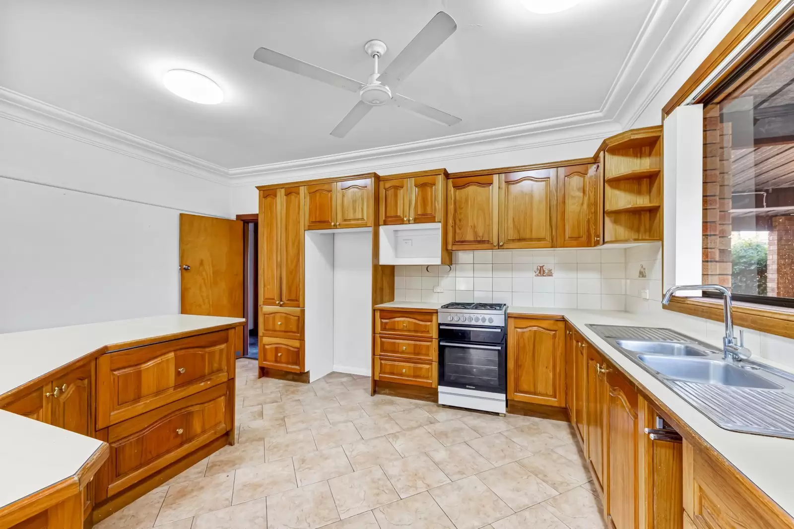 39 Waterview Street, Putney Leased by Cassidy Real Estate - image 1