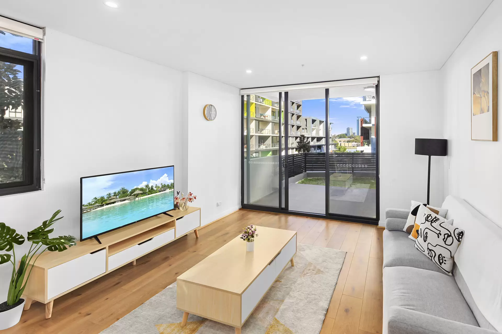 5005E/16 Constitution Road, Ryde Sold by Cassidy Real Estate - image 1