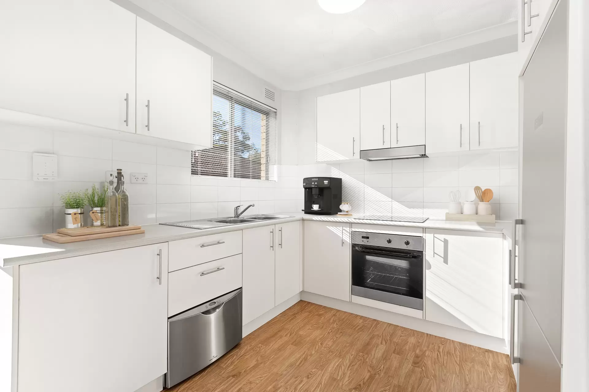 4/14-16 Ross Street, Gladesville Sold by Cassidy Real Estate - image 1