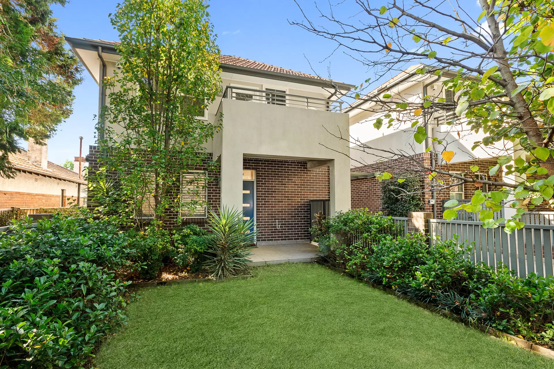 1/25-27 Ryde Road, Hunters Hill Sold by Cassidy Real Estate - image 1