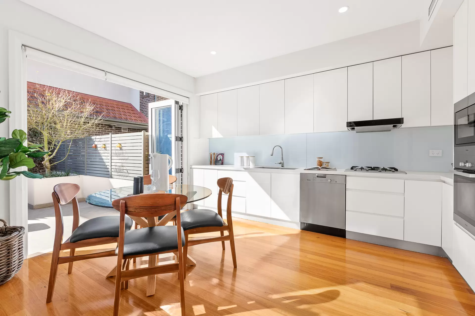 1/25-27 Ryde Road, Hunters Hill Sold by Cassidy Real Estate - image 1