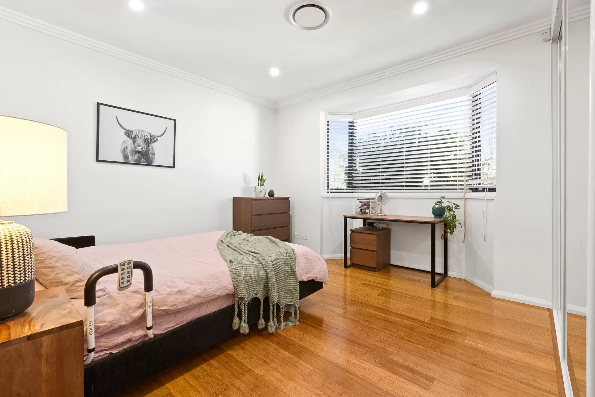 4/22  Sheehan Street, Eastwood Sold by Cassidy Real Estate - image 1