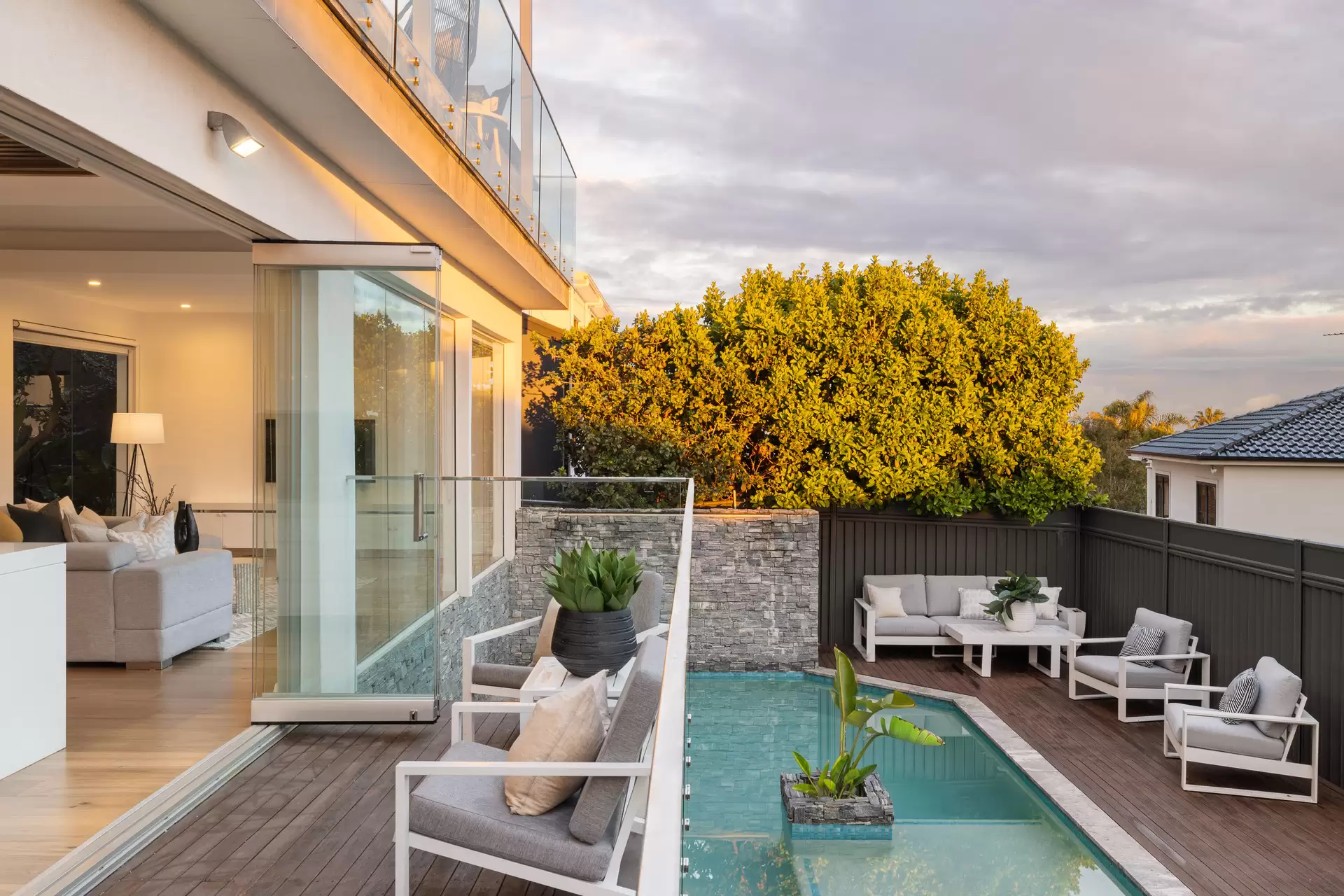 3 Pellisier Road, Putney Sold by Cassidy Real Estate - image 1