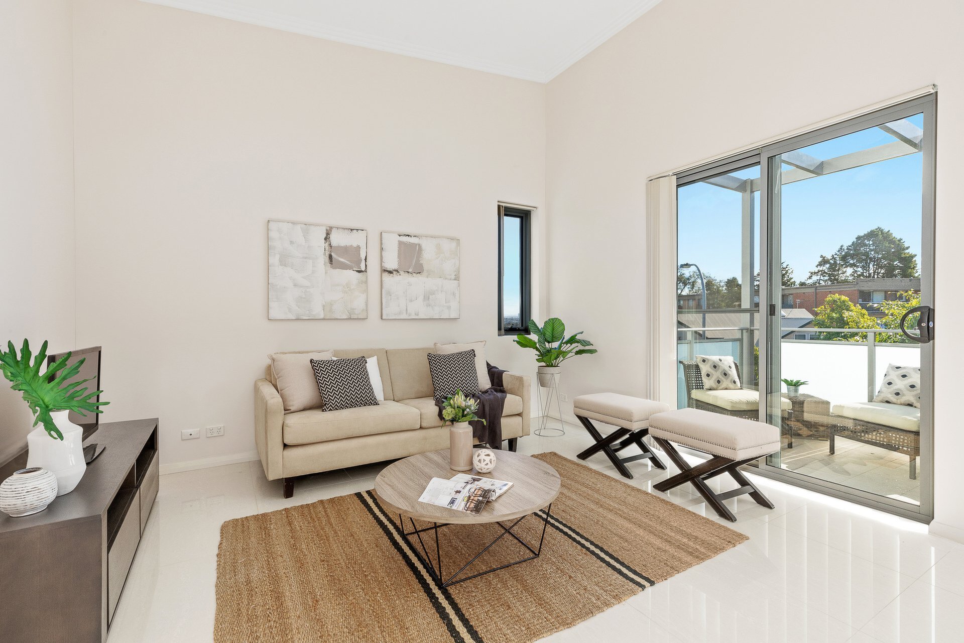 9/241 Blaxland Road, Ryde Sold by Cassidy Real Estate - image 1