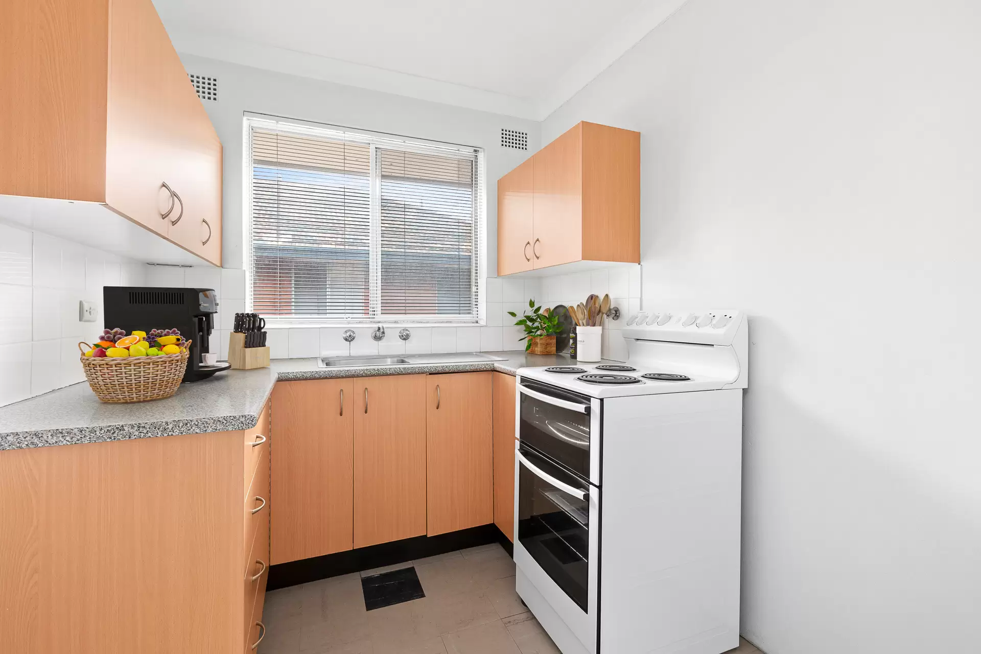 9/1 Western Crescent, Gladesville Sold by Cassidy Real Estate - image 1
