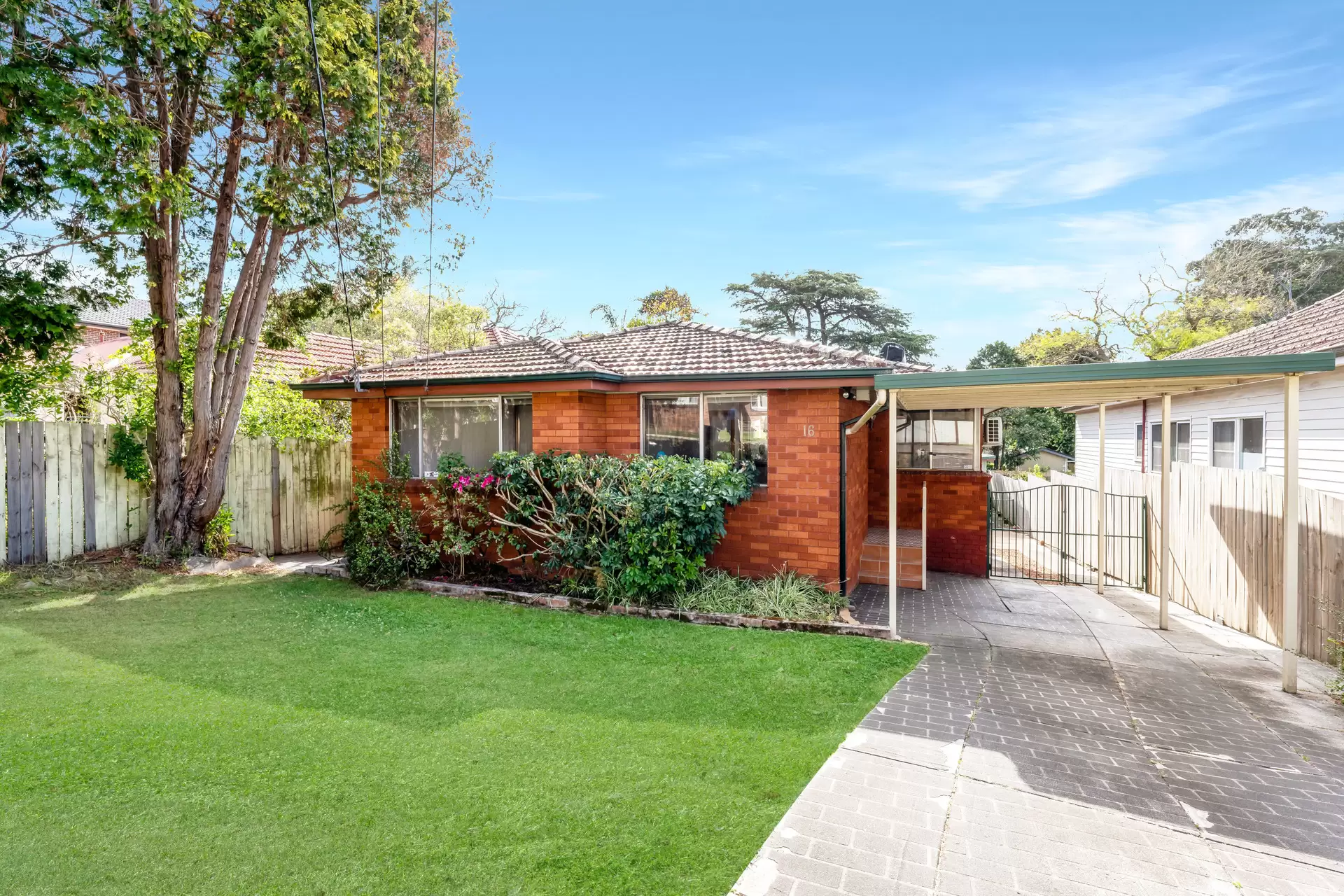 16 Irvine Crescent, Ryde Sold by Cassidy Real Estate - image 1