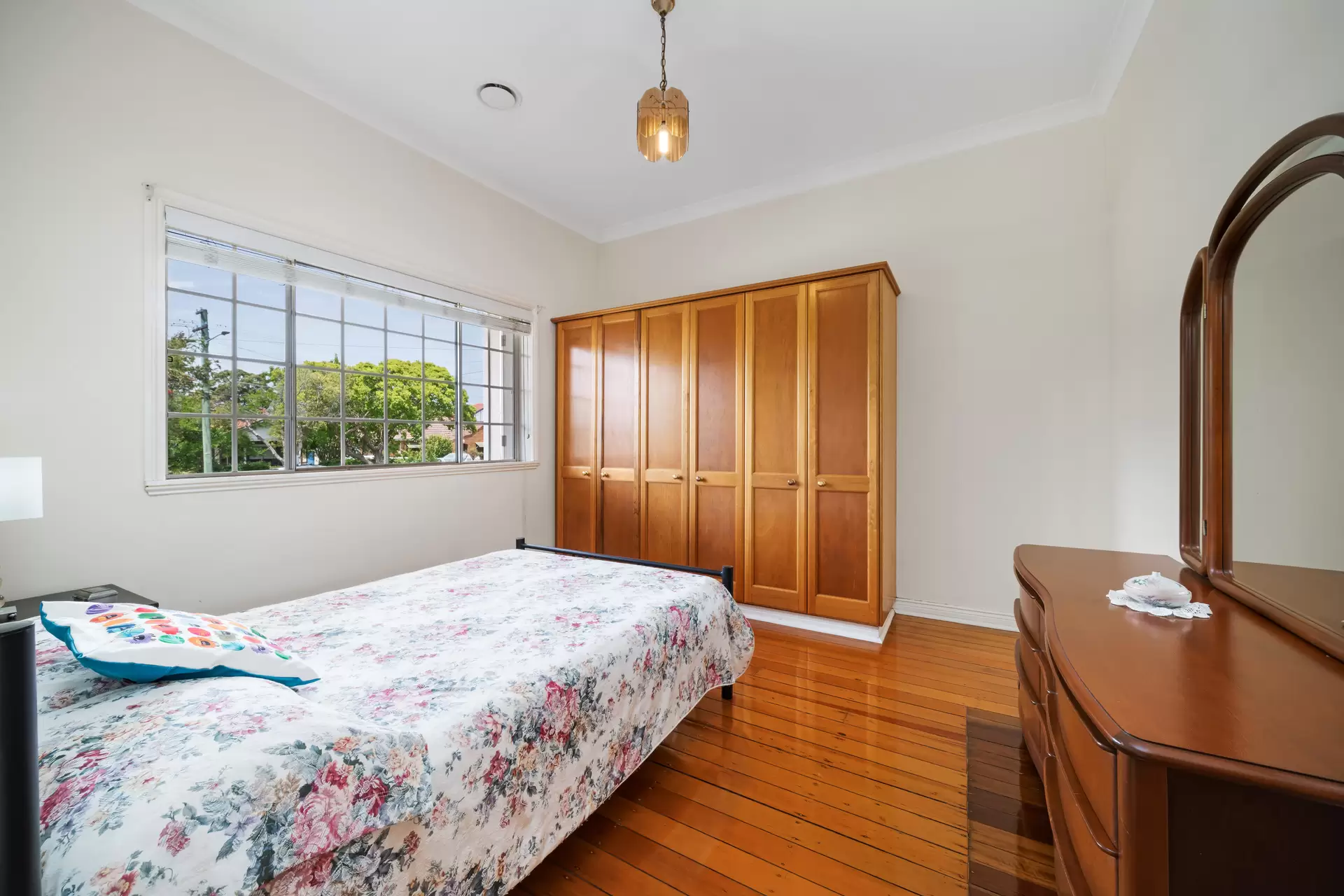 99 Charles Street, Putney Sold by Cassidy Real Estate - image 1