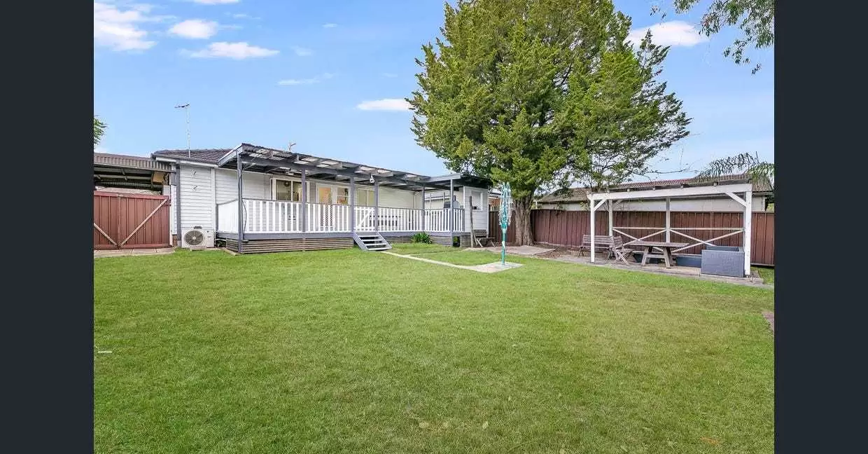 28 Iris Street, Guildford West Leased by Cassidy Real Estate - image 1