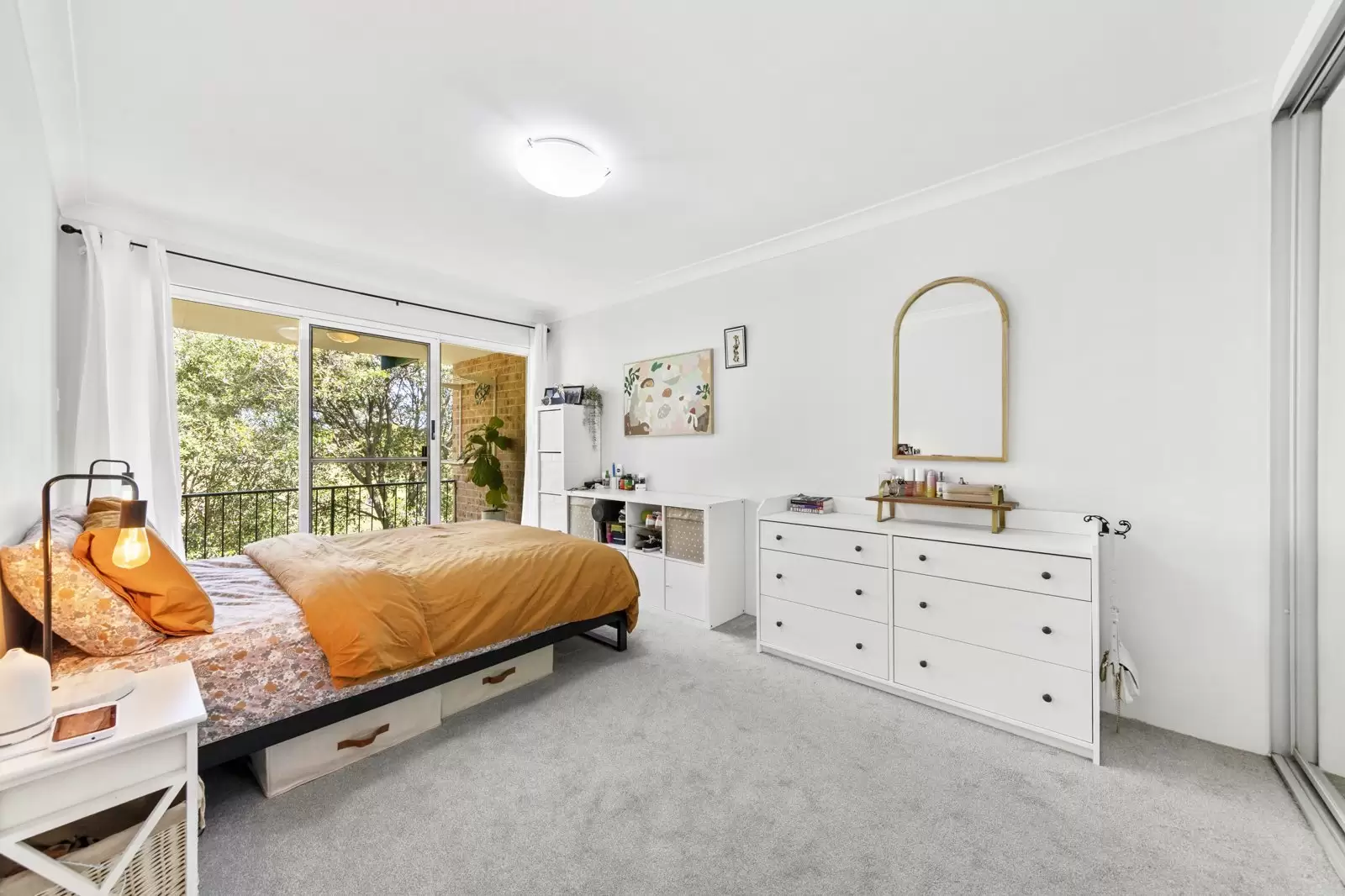 8/18 Linsley Street, Gladesville Leased by Cassidy Real Estate - image 1