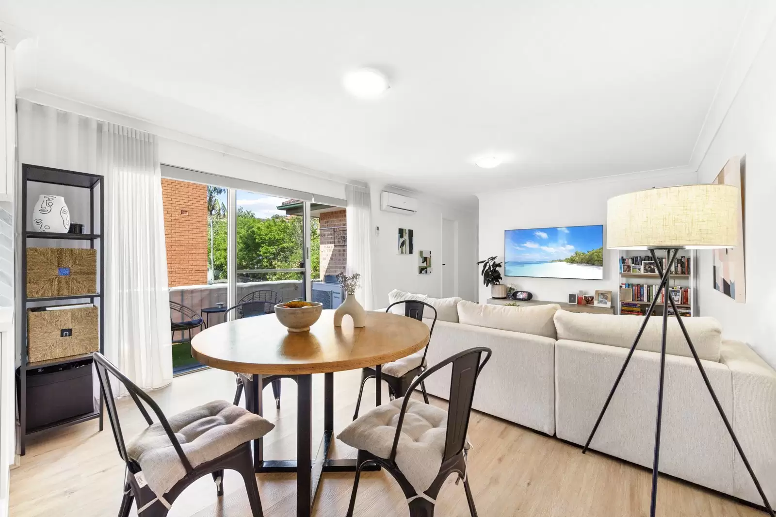 8/18 Linsley Street, Gladesville Leased by Cassidy Real Estate - image 1