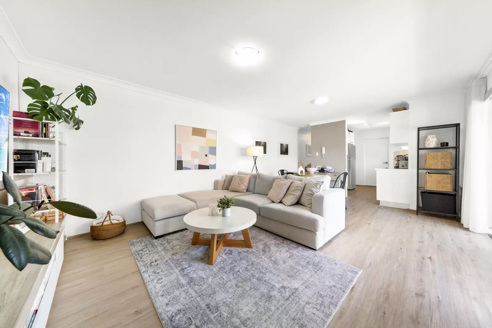 8/18 Linsley Street, Gladesville Leased by Cassidy Real Estate - image 1