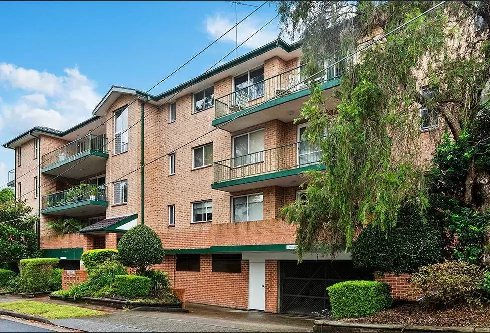 8/18 Linsley Street, Gladesville Leased by Cassidy Real Estate - image 1