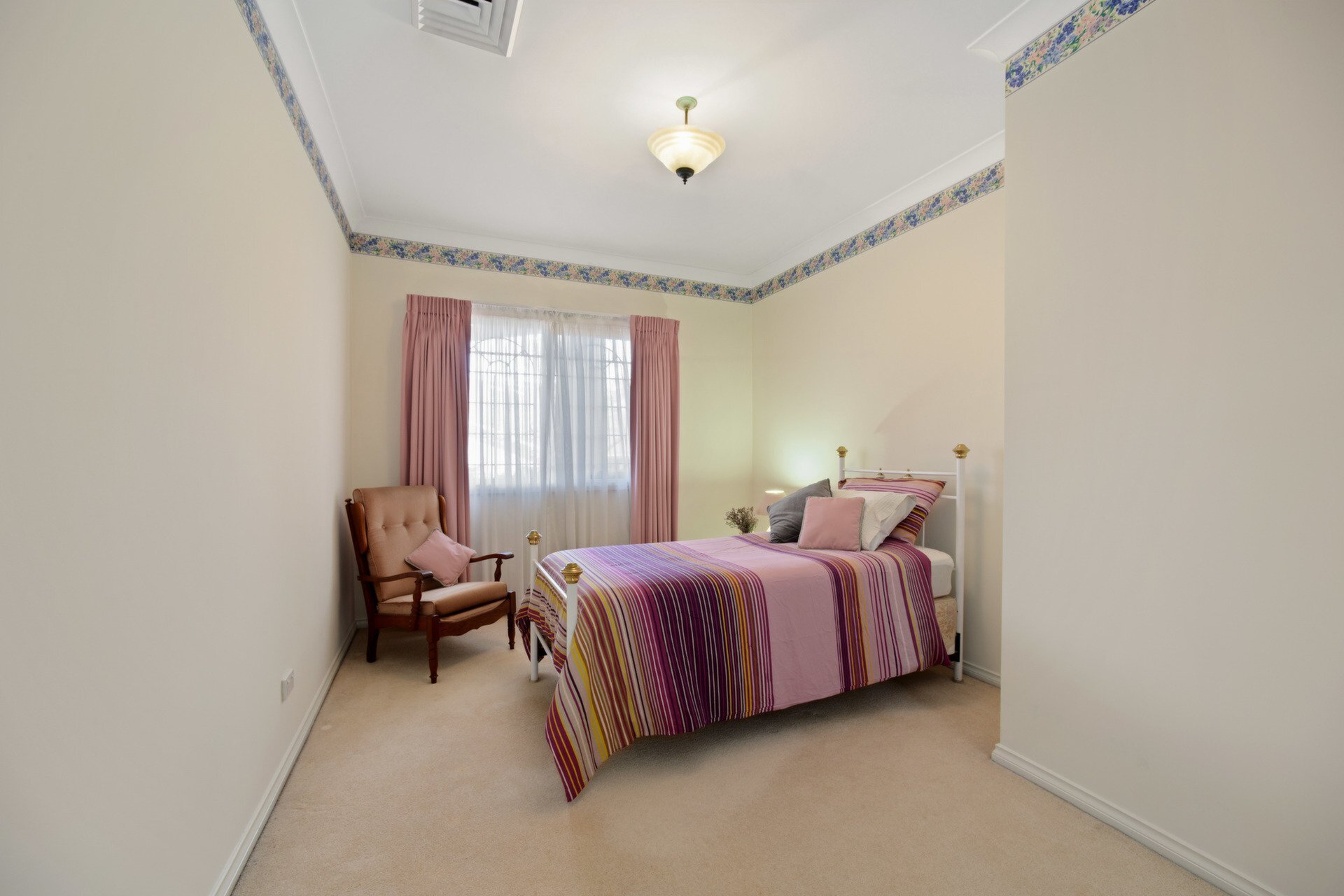 96/40 Strathalbyn Drive, Oatlands Sold by Cassidy Real Estate - image 1