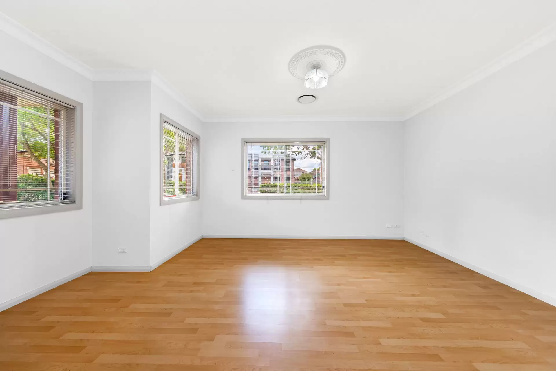 298A Rowe Street, Eastwood Leased by Cassidy Real Estate - image 1