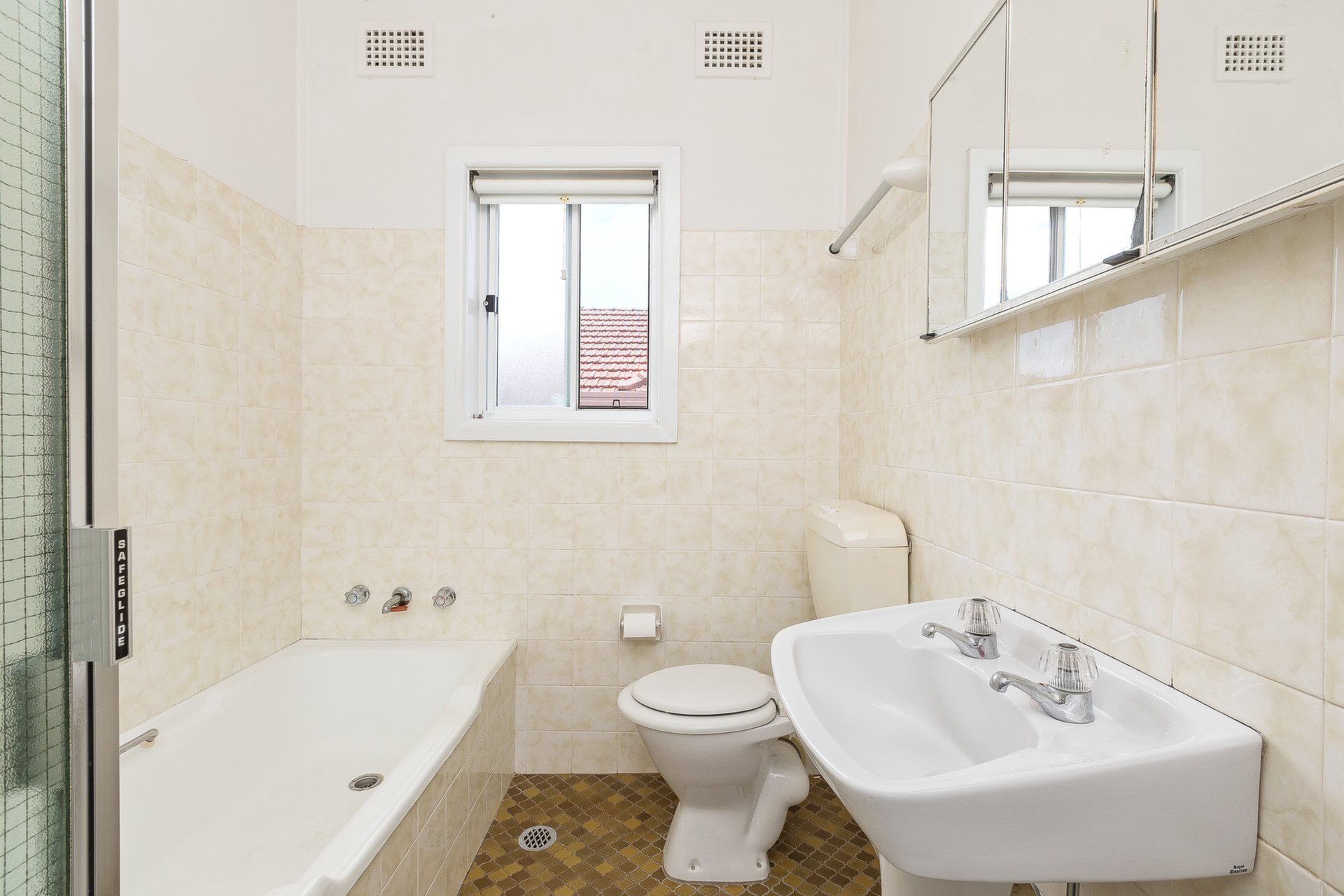21 Thompson Street, Gladesville Sold by Cassidy Real Estate - image 1