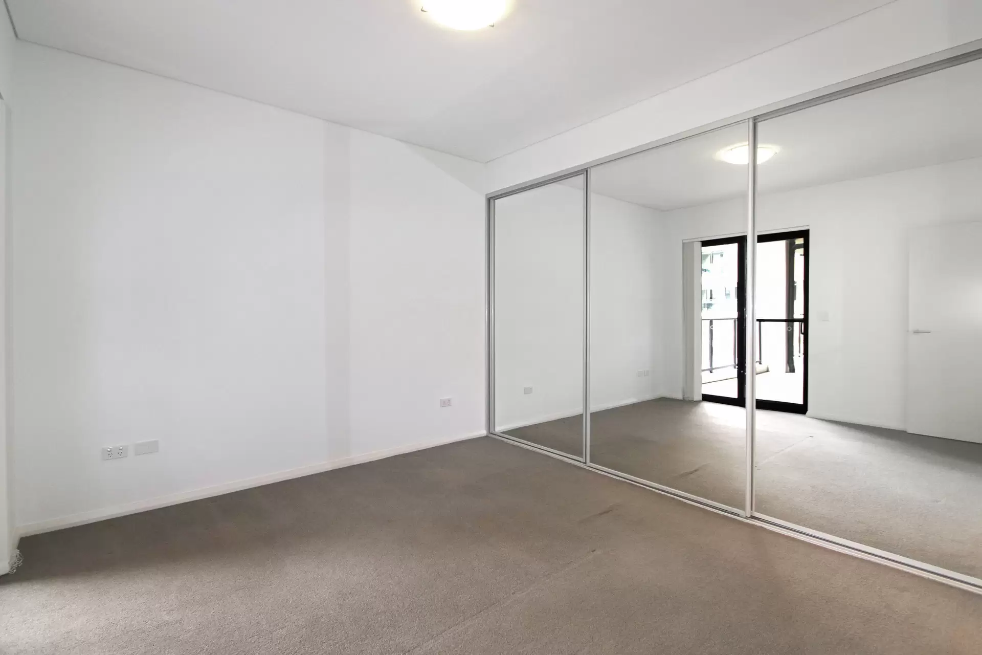2010/2D Porter Street, Ryde Leased by Cassidy Real Estate - image 1