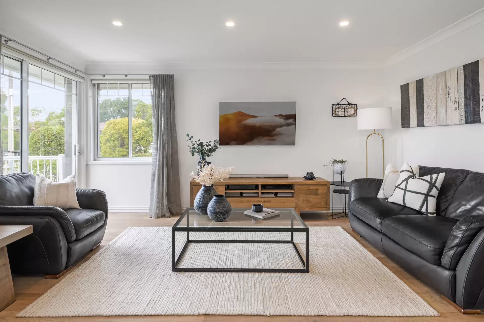 5 Levy Street, Putney Sold by Cassidy Real Estate - image 1